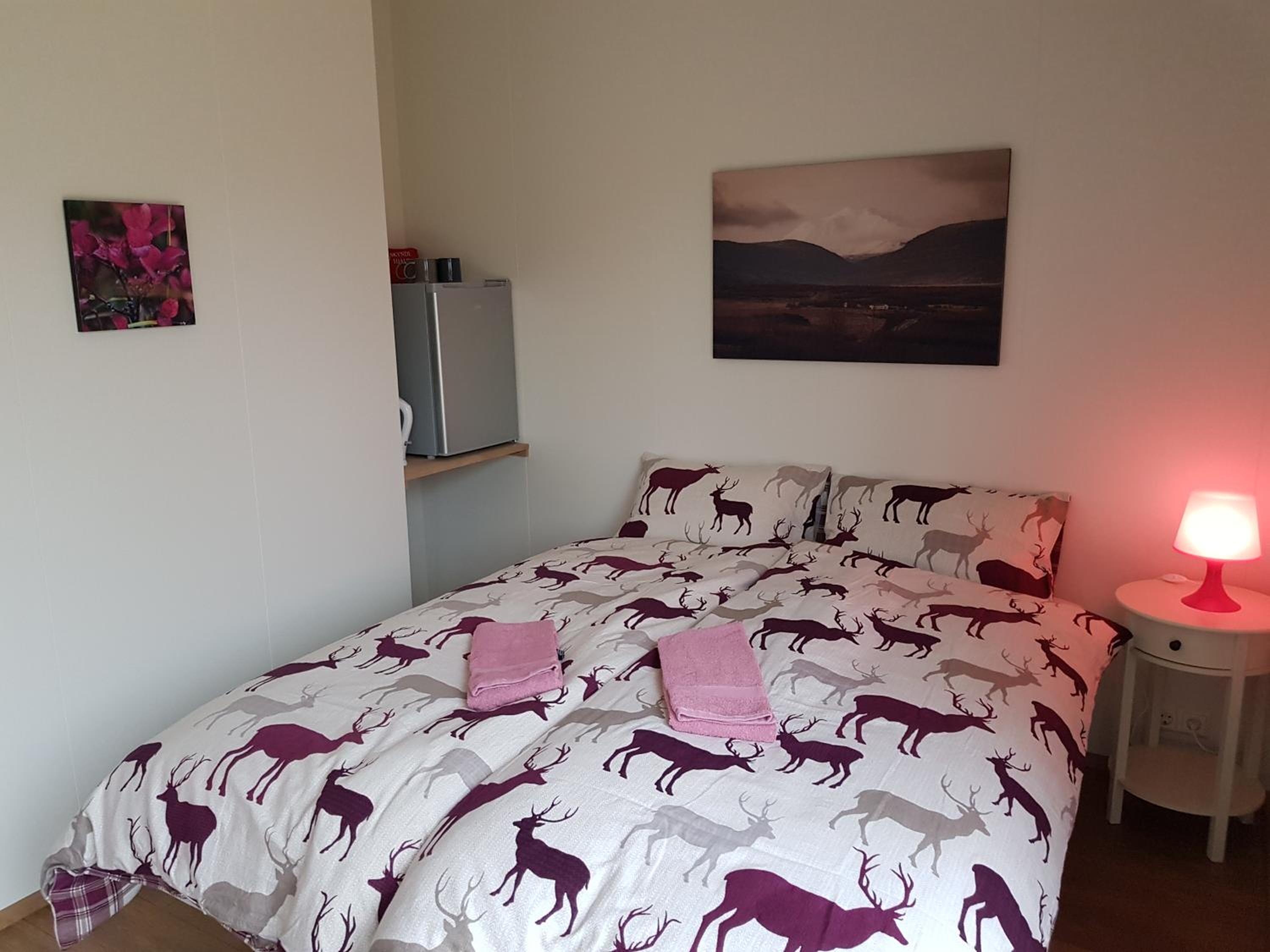 Mjóanes accommodation
