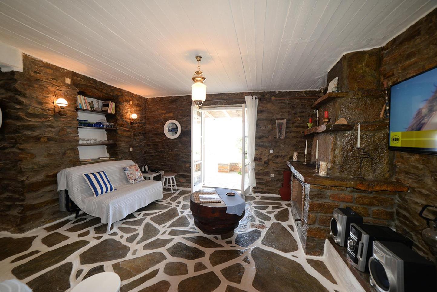 Koundouros Vacation Homes