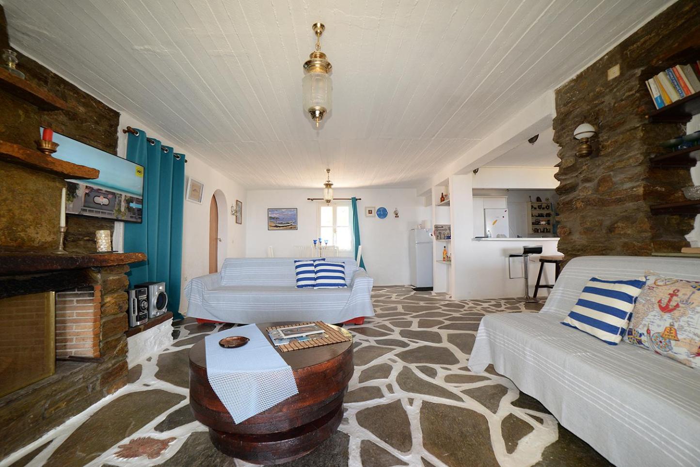 Koundouros Vacation Homes