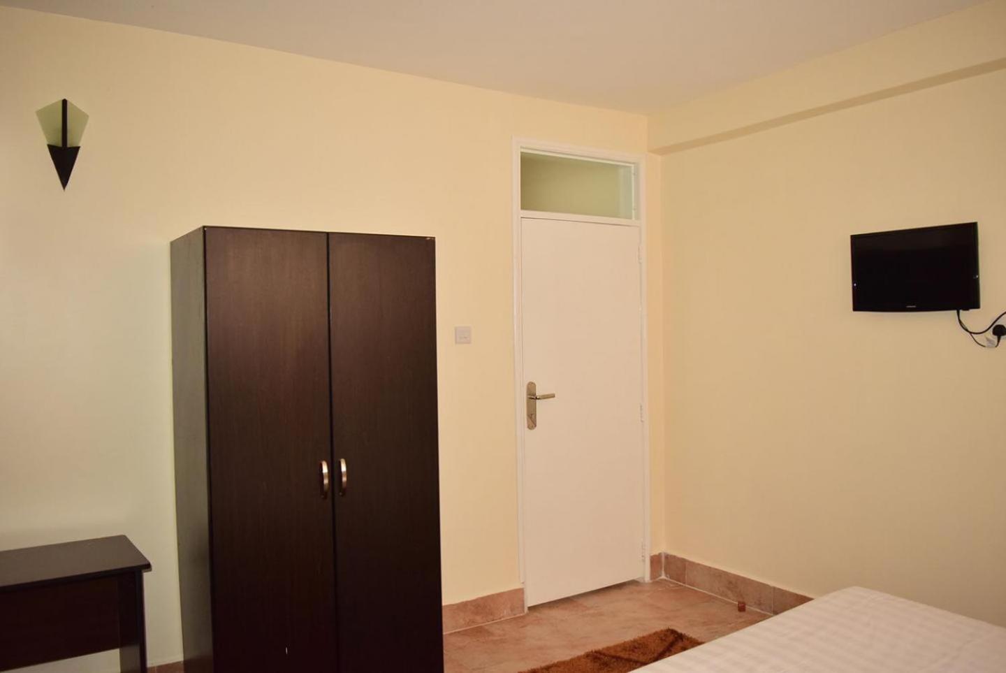 Latitude 1 Suites