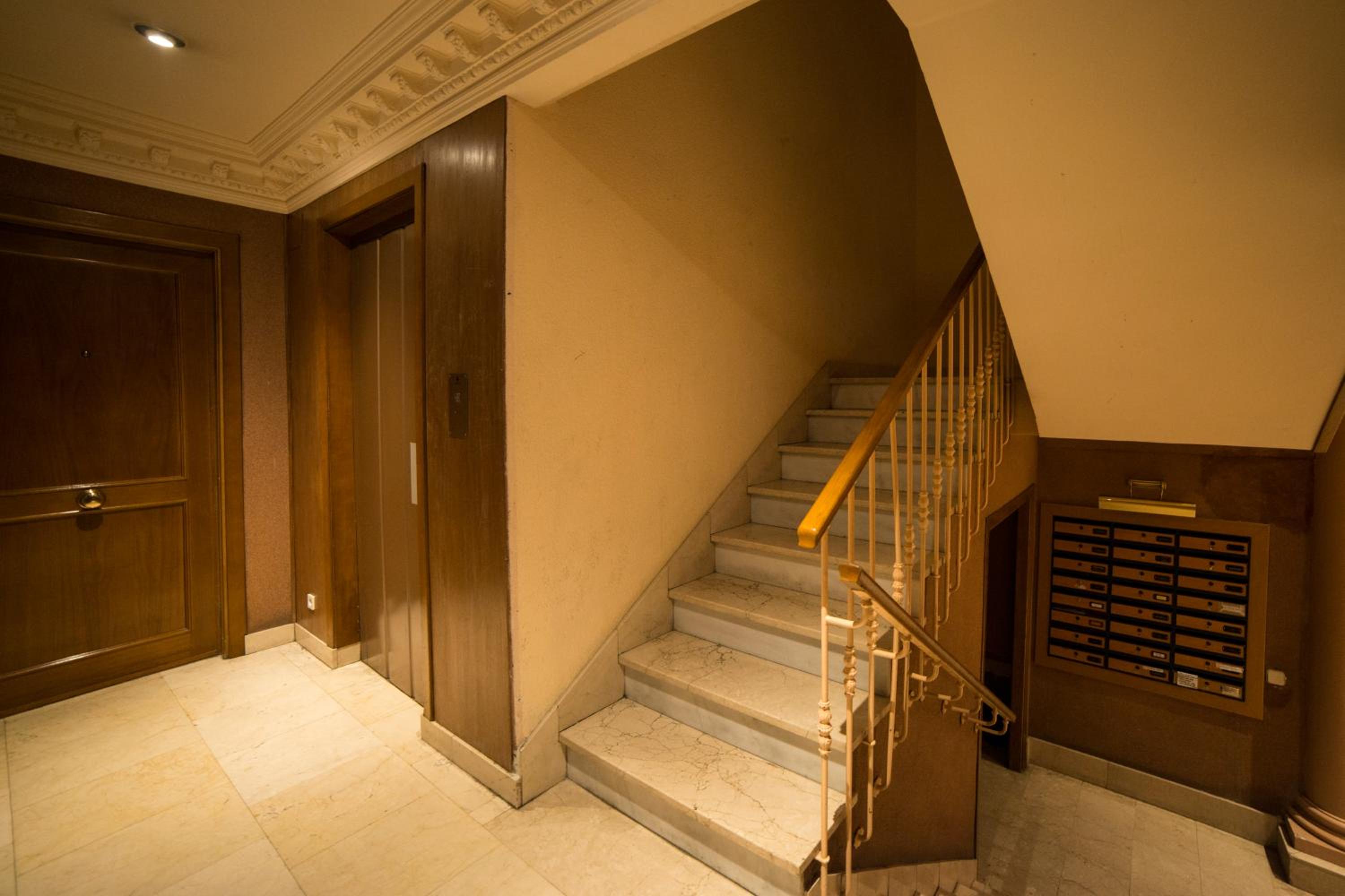 Apartamento con Estilo en Plaza España - Ubicación Premium