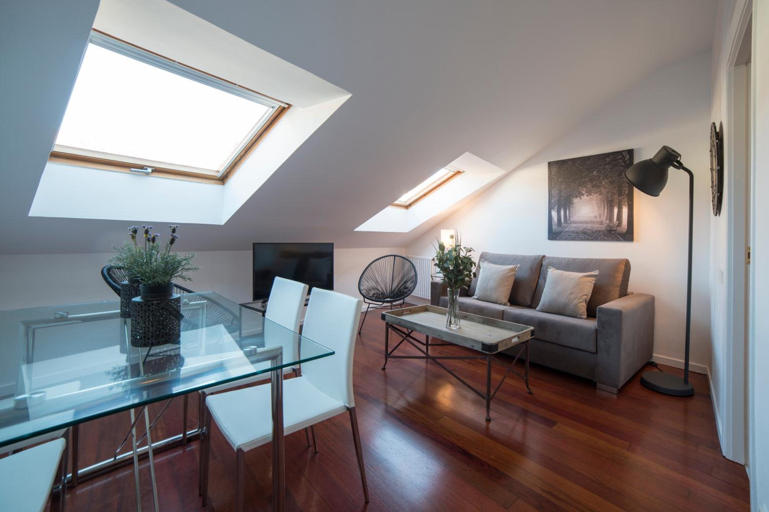 Apartamento con Estilo en Plaza España - Ubicación Premium