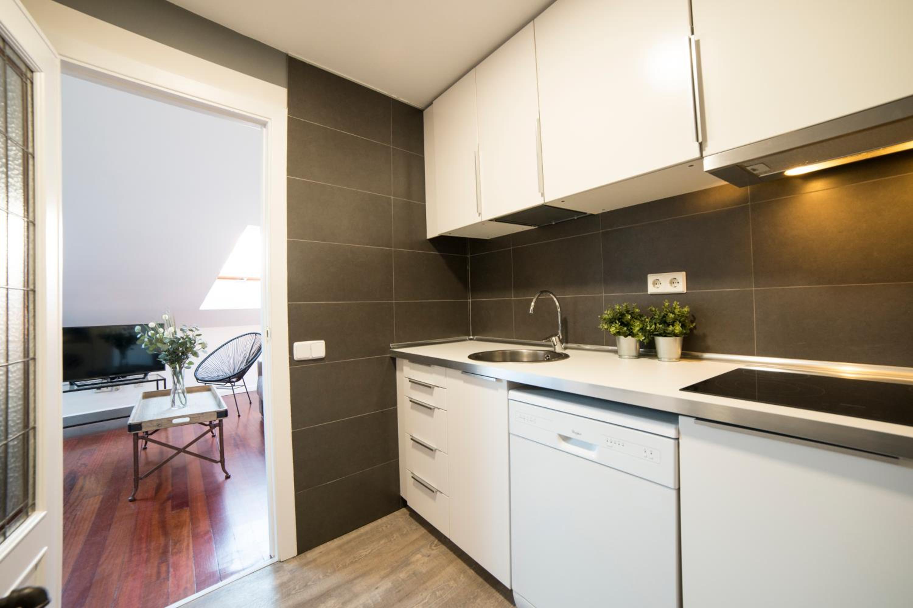 Apartamento con Estilo en Plaza España - Ubicación Premium
