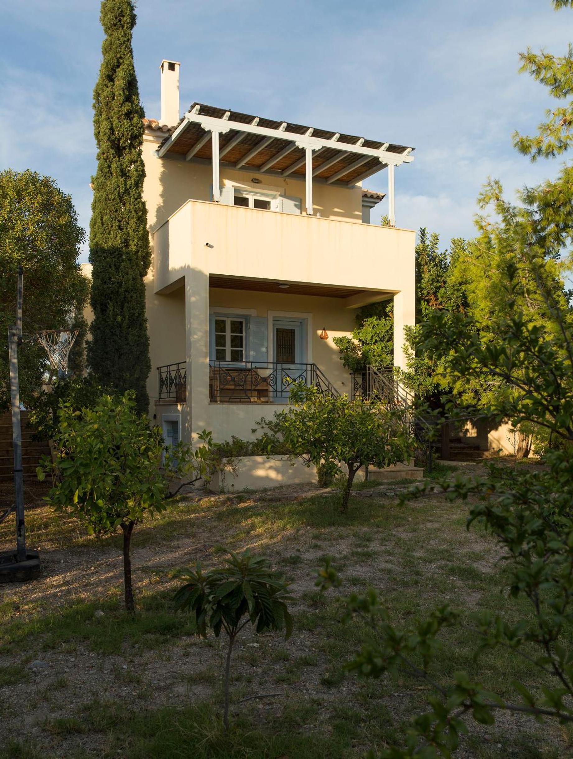 Sea View Pool Villa with Independent Guest house view 3