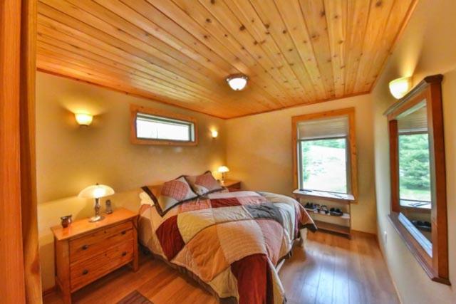 Nakiska Bear Ranch