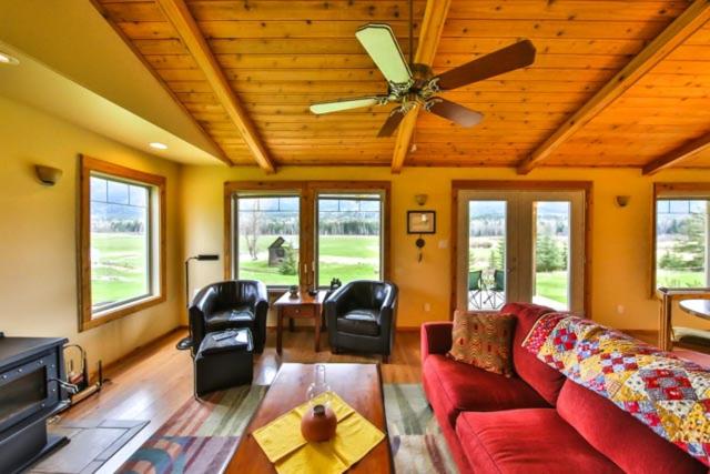 Nakiska Bear Ranch