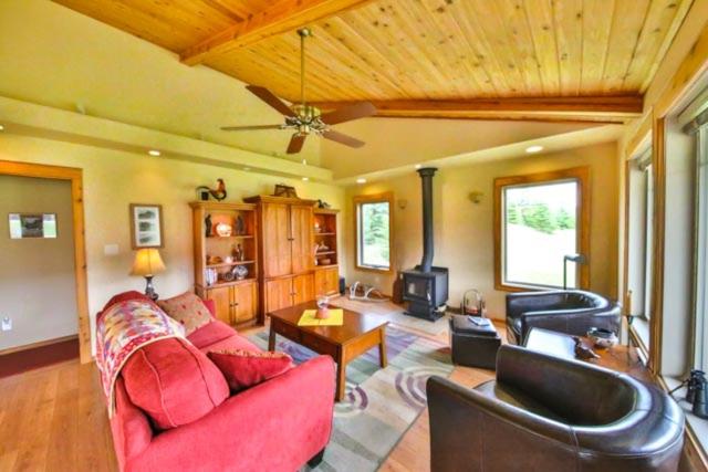 Nakiska Bear Ranch