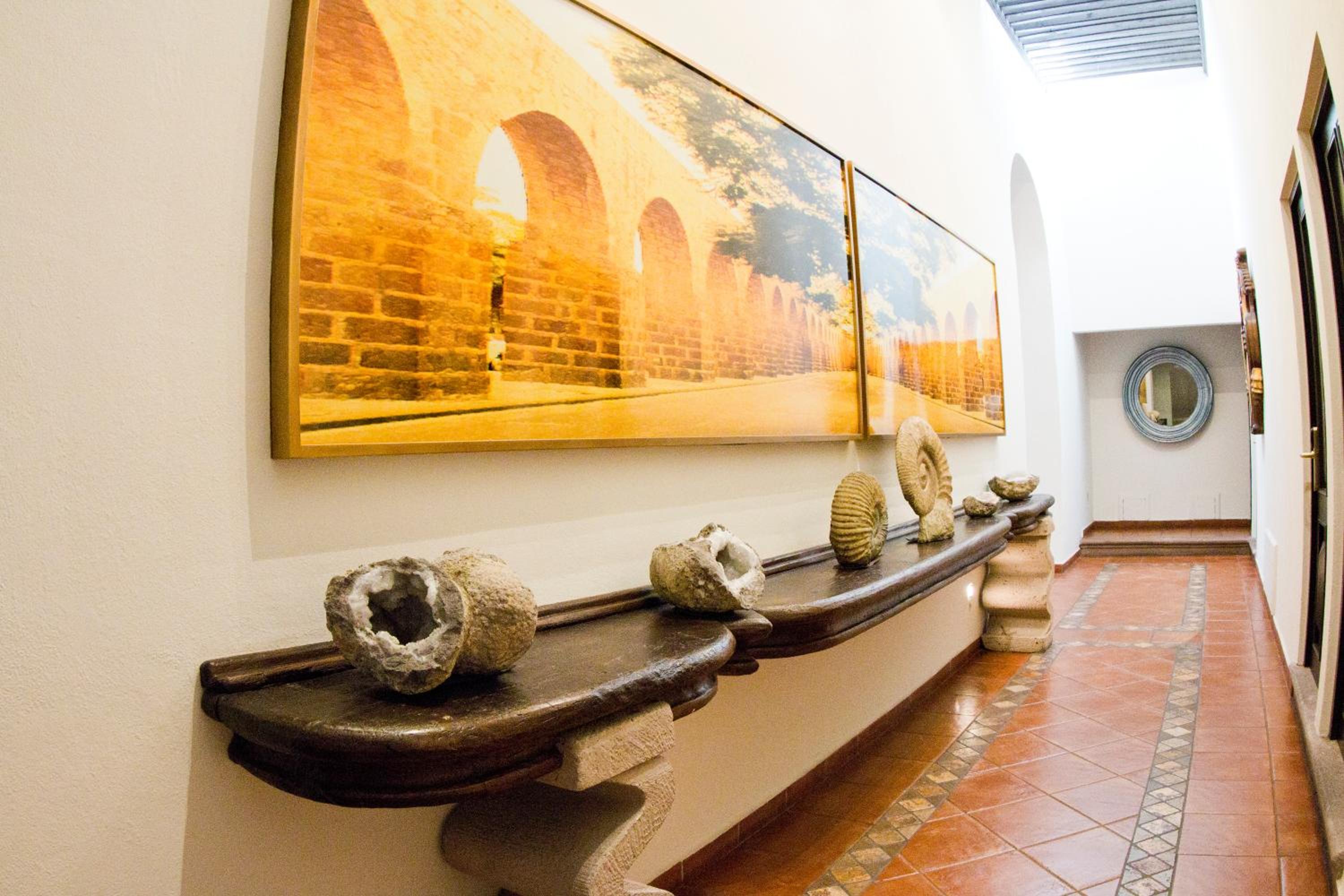 Hotel Herencia By Hosting House - Property Image 23