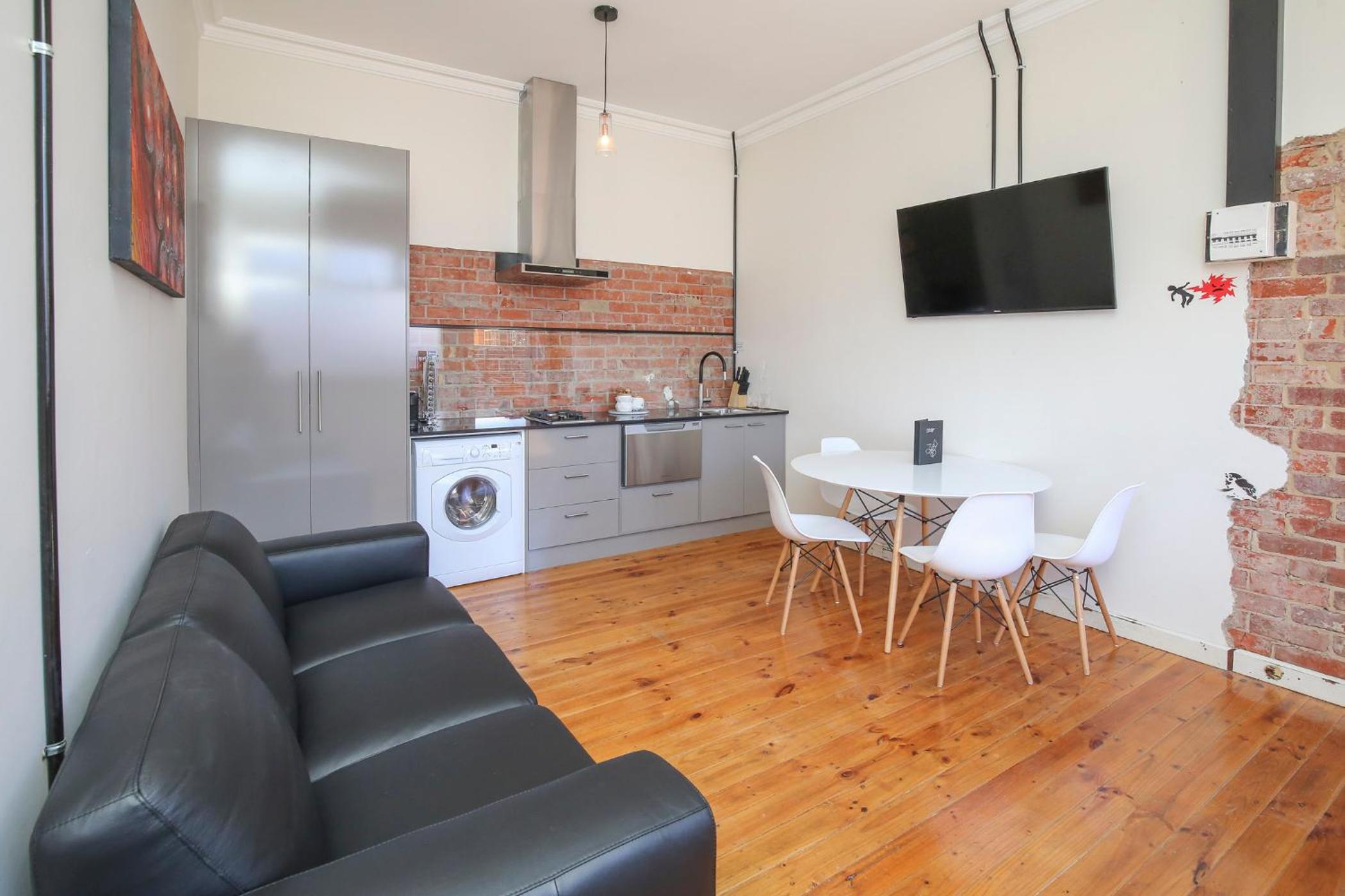 Indulge Apartments - The Urban Collection