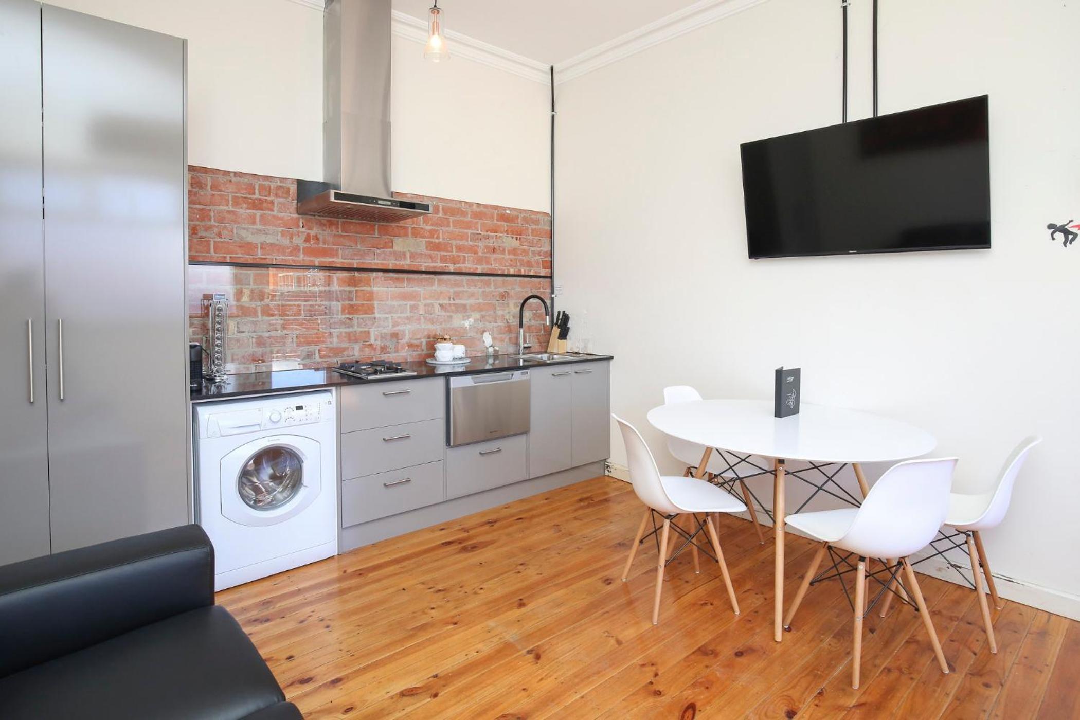 Indulge Apartments - The Urban Collection