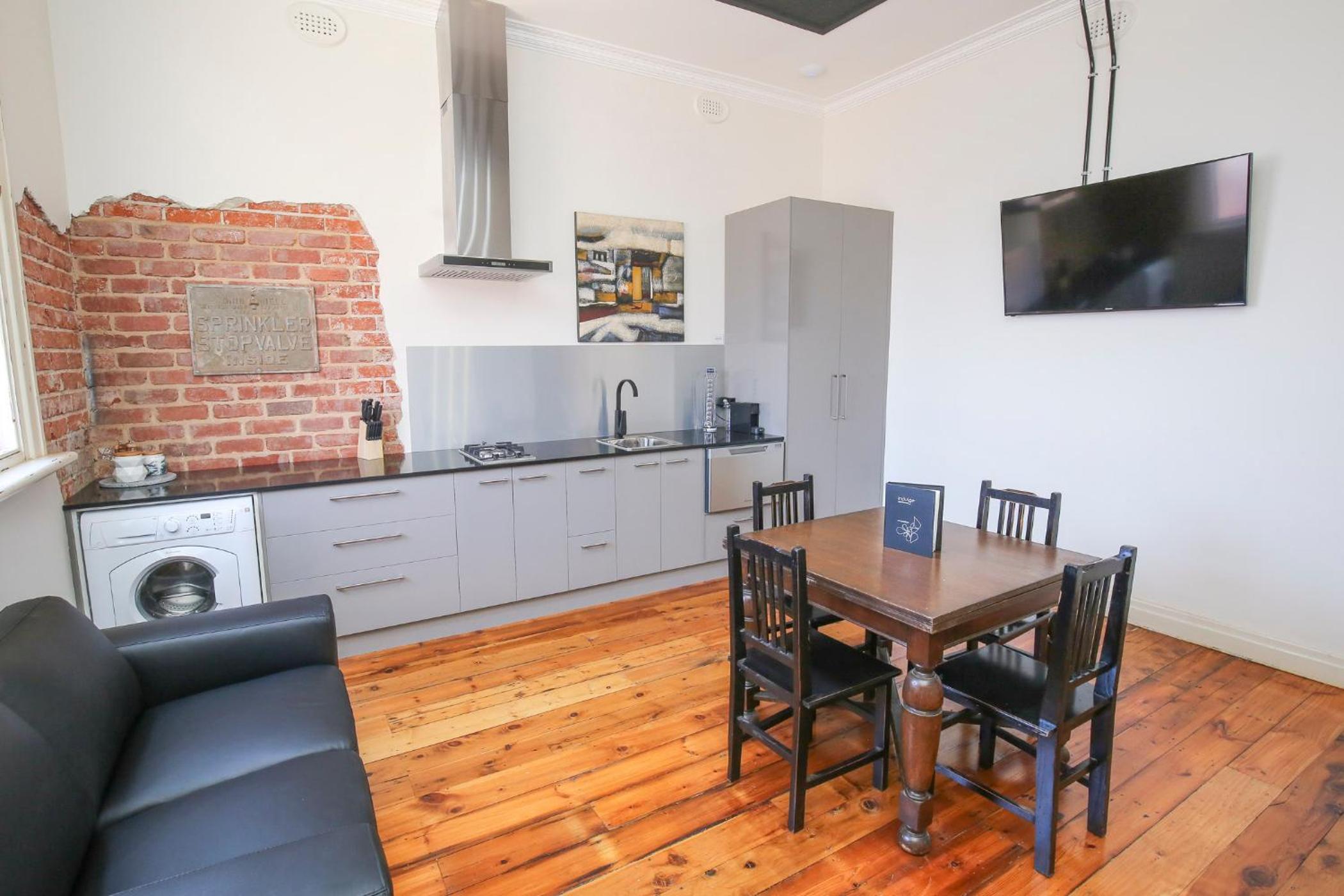 Indulge Apartments - The Urban Collection