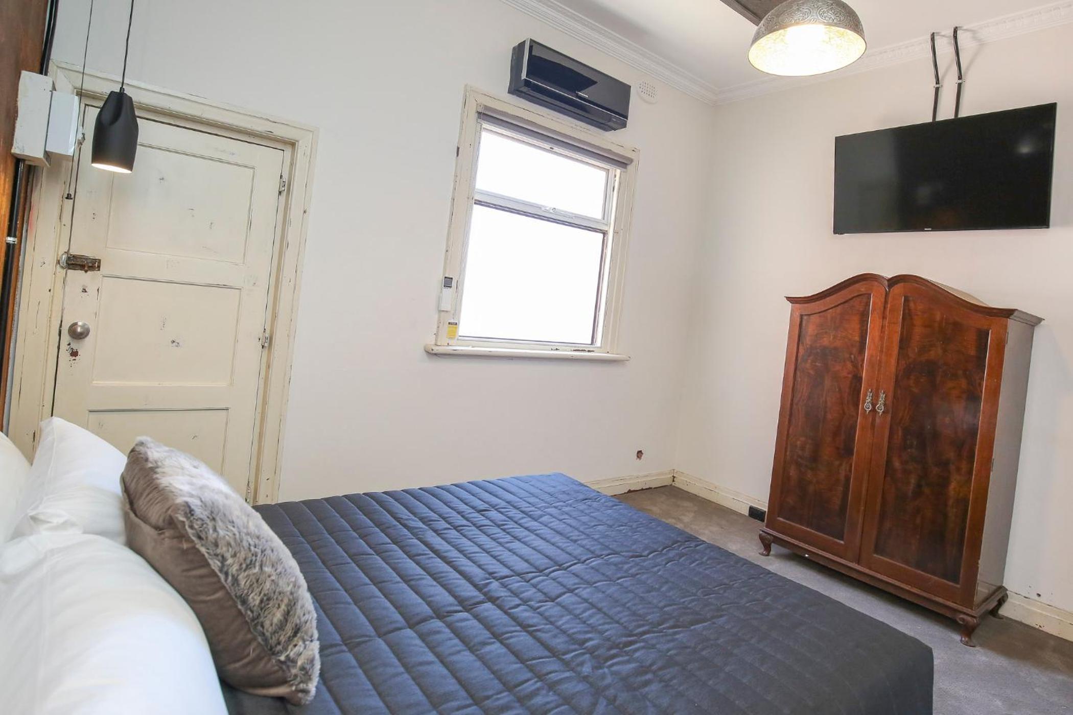 Indulge Apartments - The Urban Collection