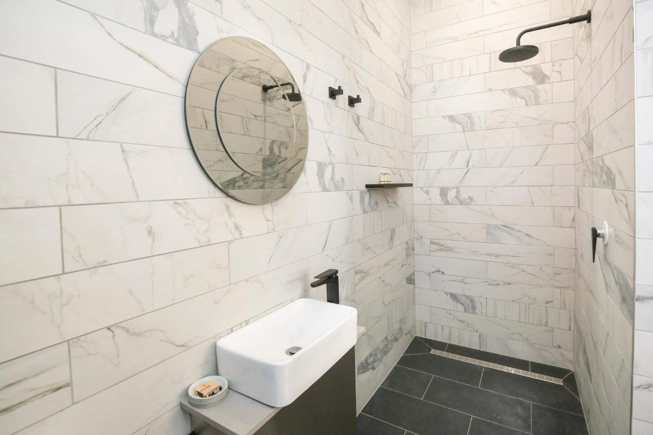 Indulge Apartments - The Urban Collection