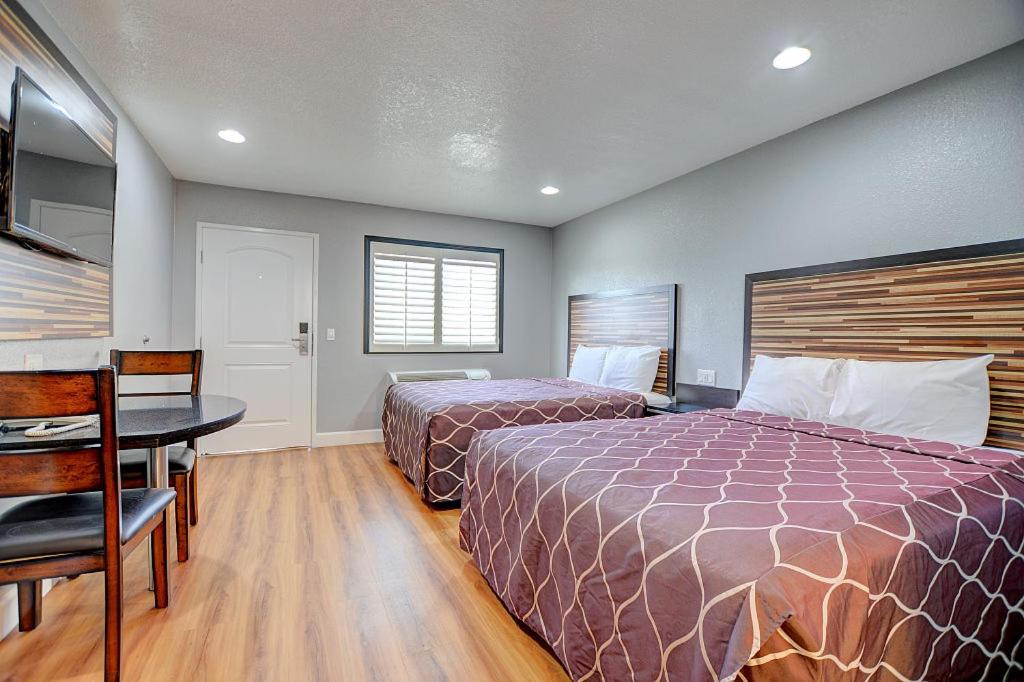 Welcome Inn San Bernardino/ Colton view 5