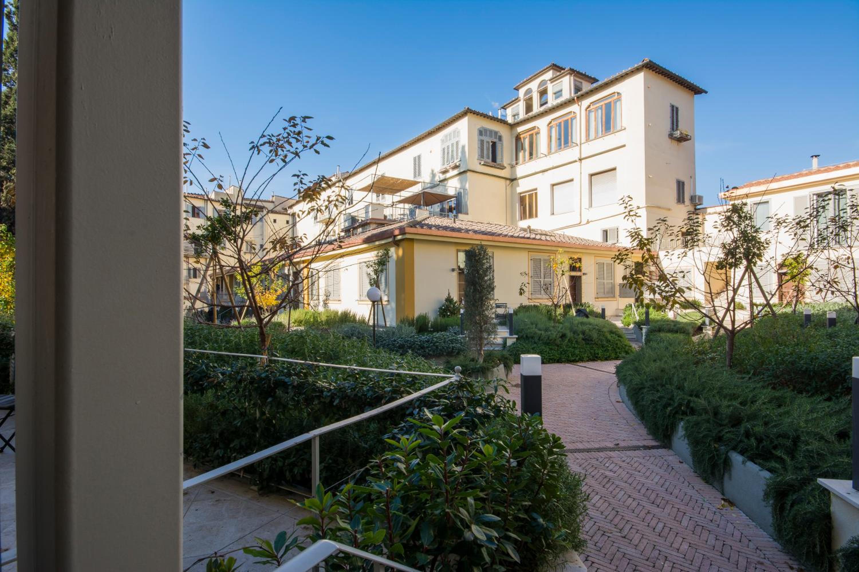 Borgo Guelfo V