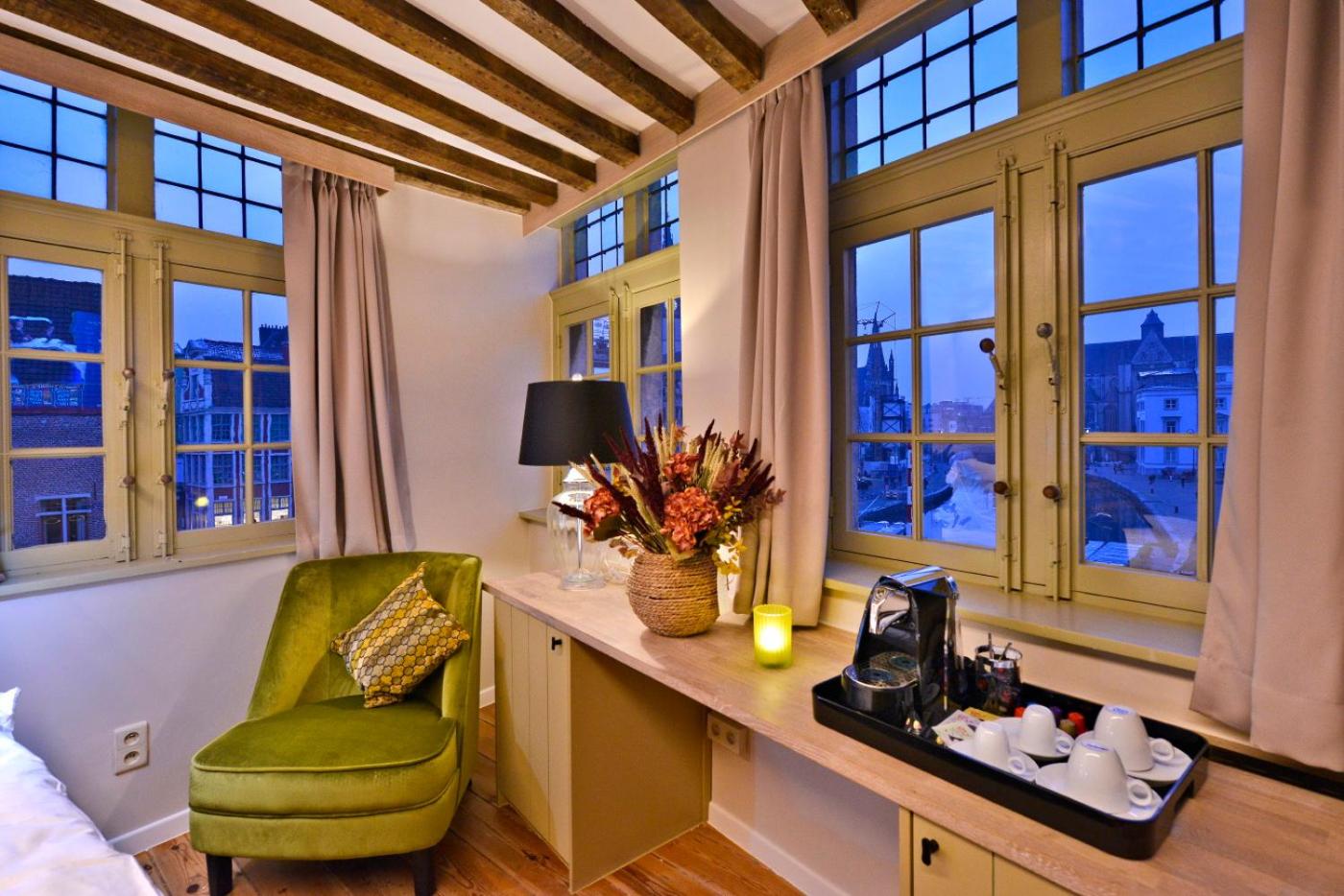 Rooms With A View