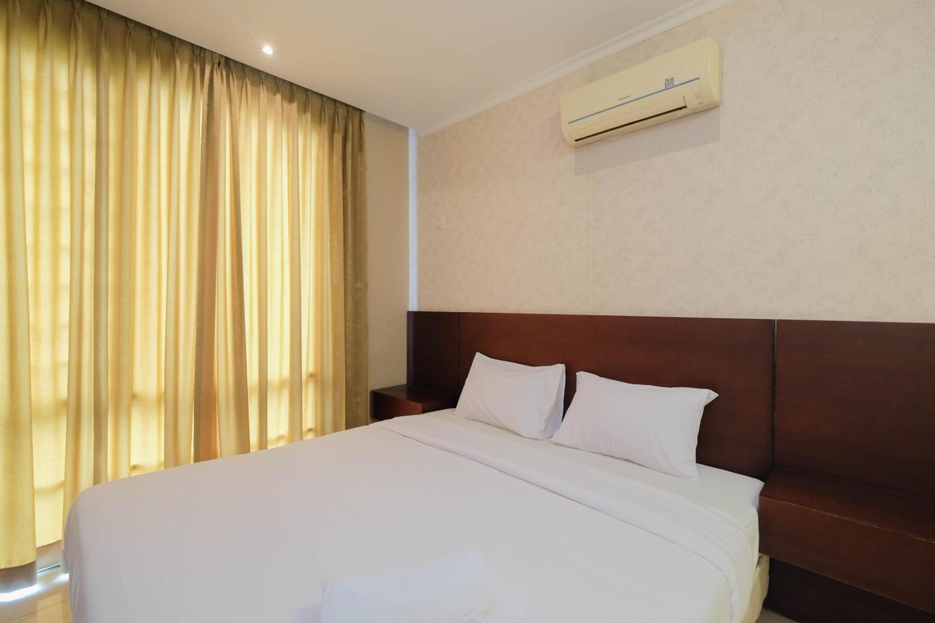 Nice and Homey 2BR Apartment at FX Residence By Travelio