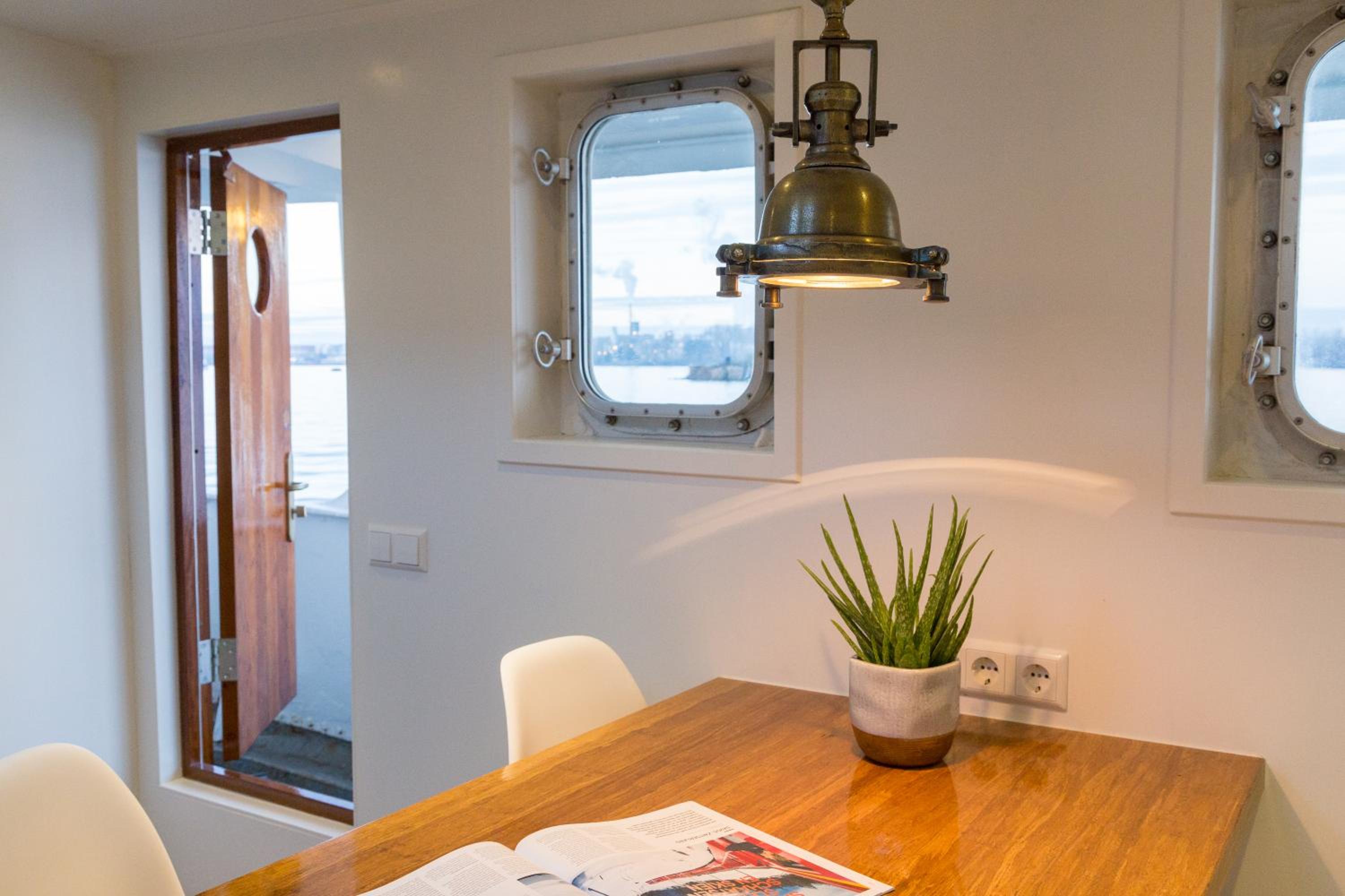 M/S Svalbard B&B