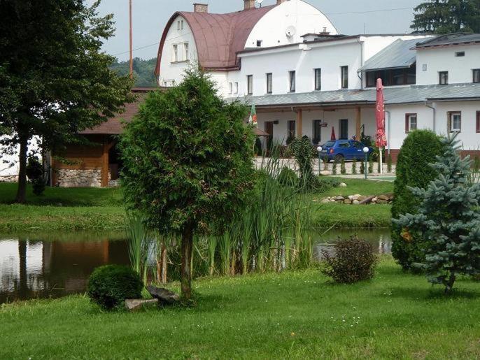 Hotel Apartmány Hartaclub - Image 1