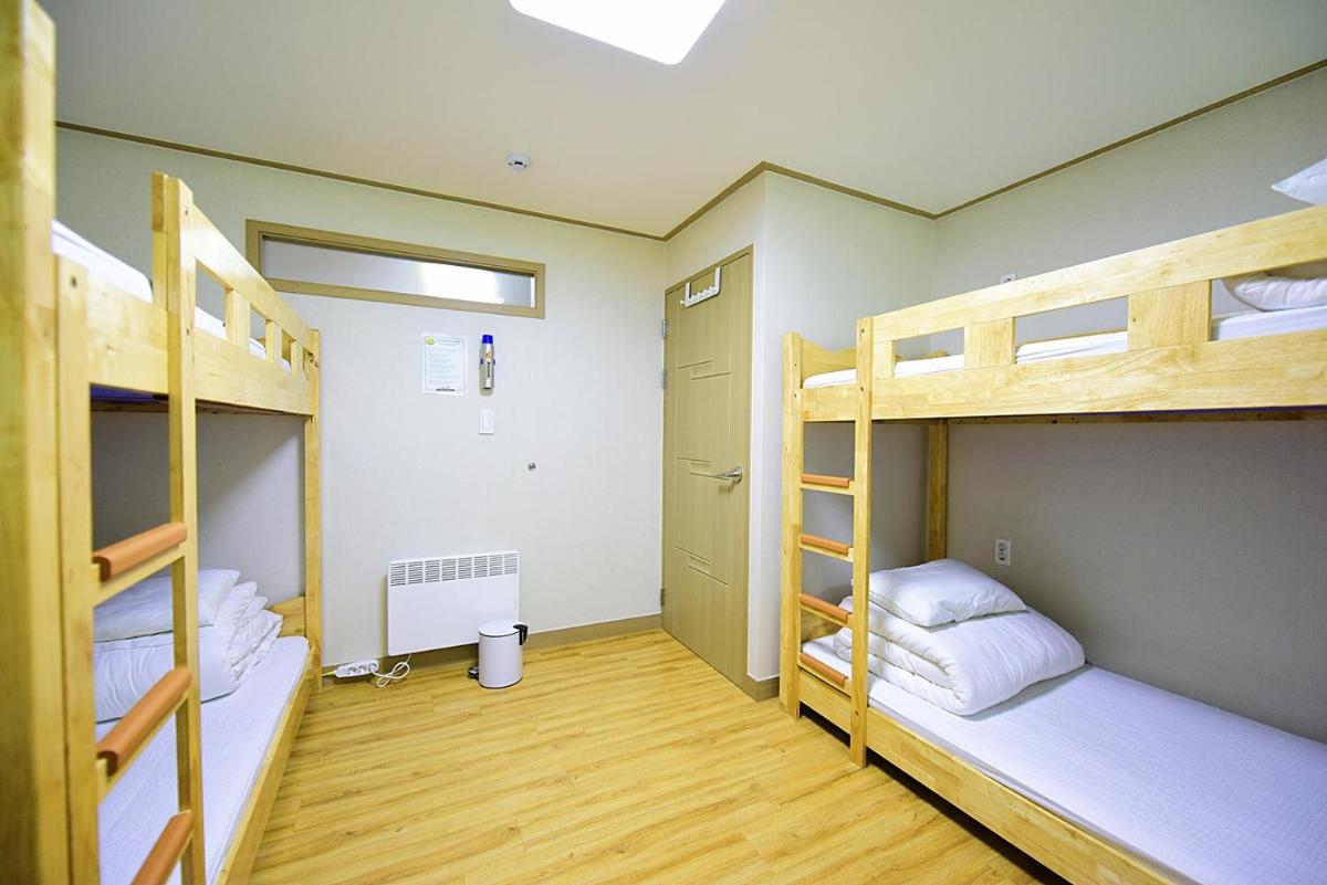 Ganderak Guesthouse