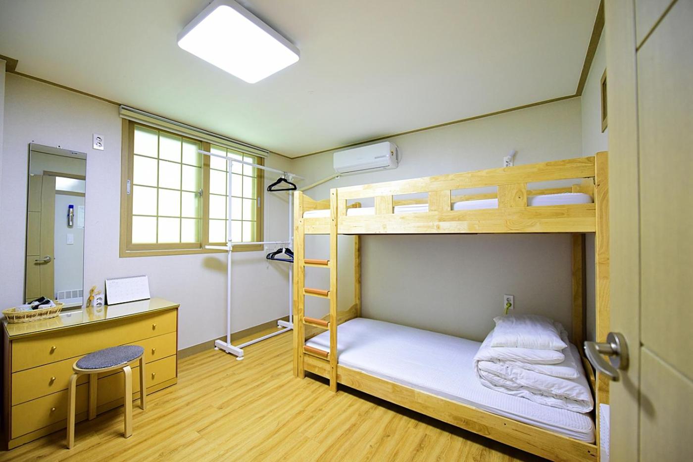 Ganderak Guesthouse