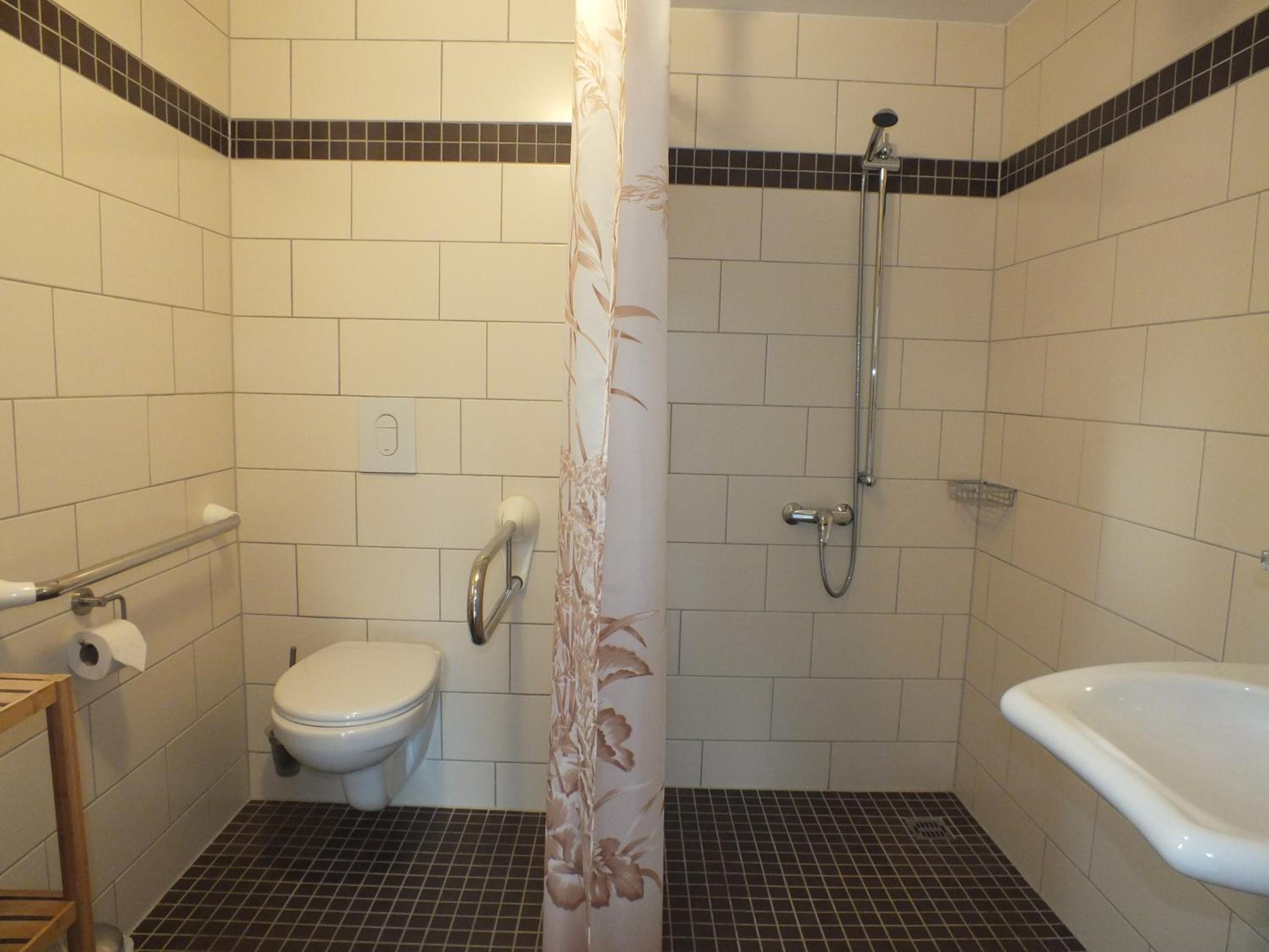 Photo 46