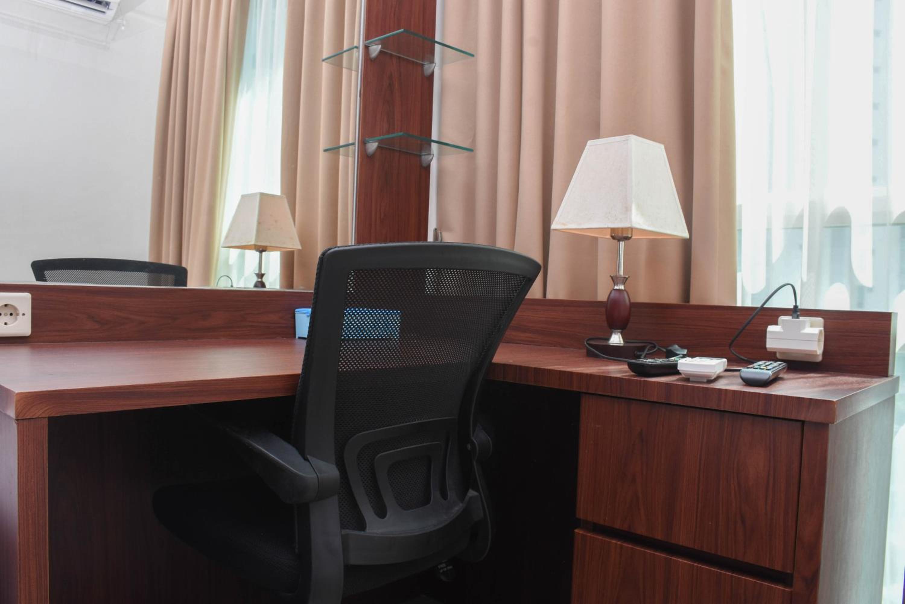 Great Location and Comfy 1BR Apartment at Woodland Park Residence By Travelio
