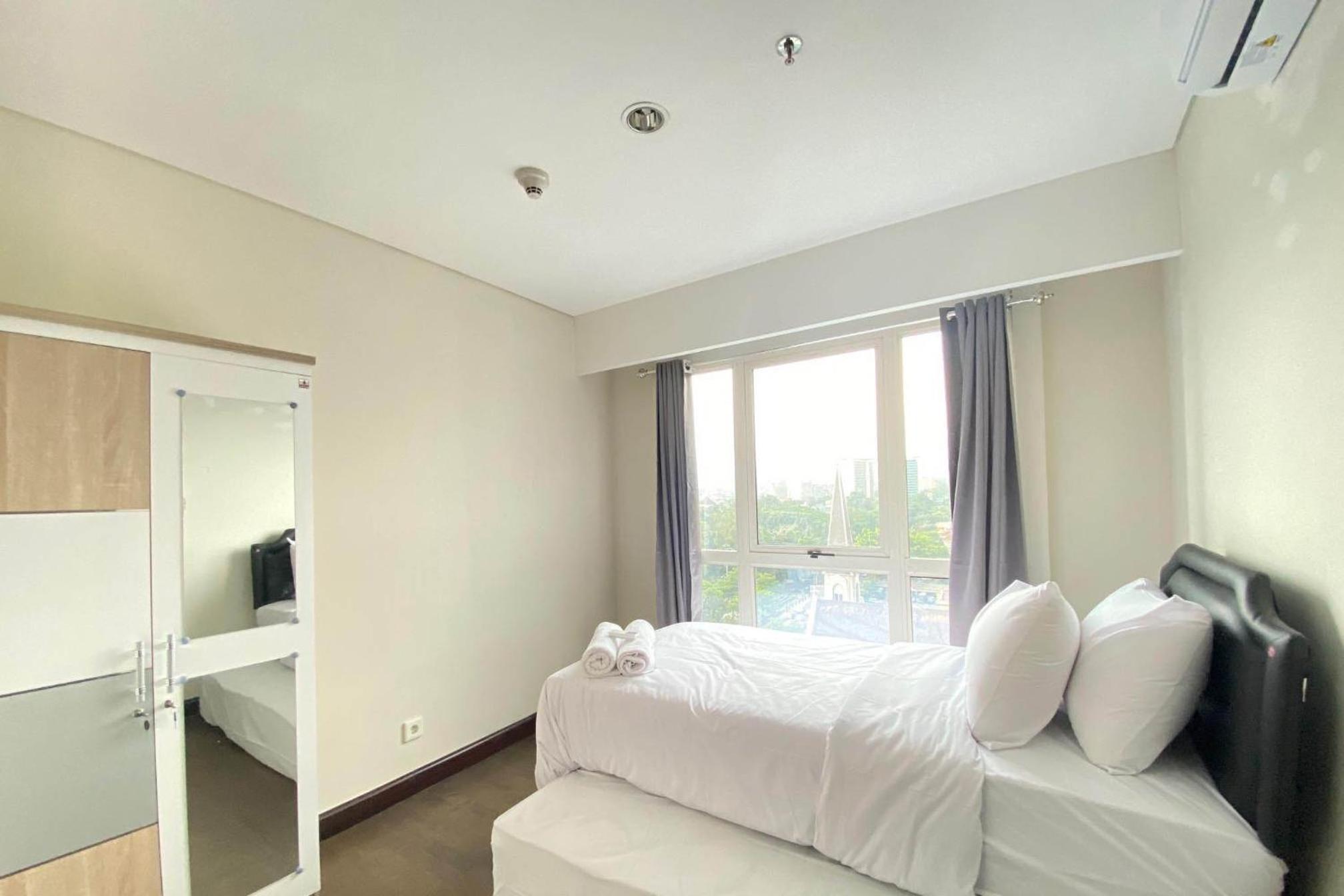Spacious 2BR Apartment at El Royale near BIP By Travelio