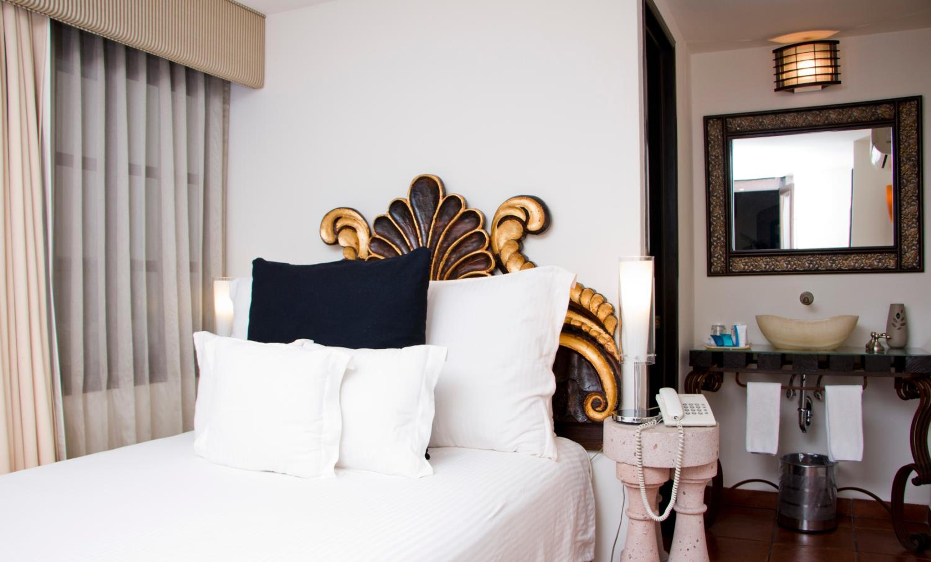 Hotel Herencia By Hosting House - Property Image 9