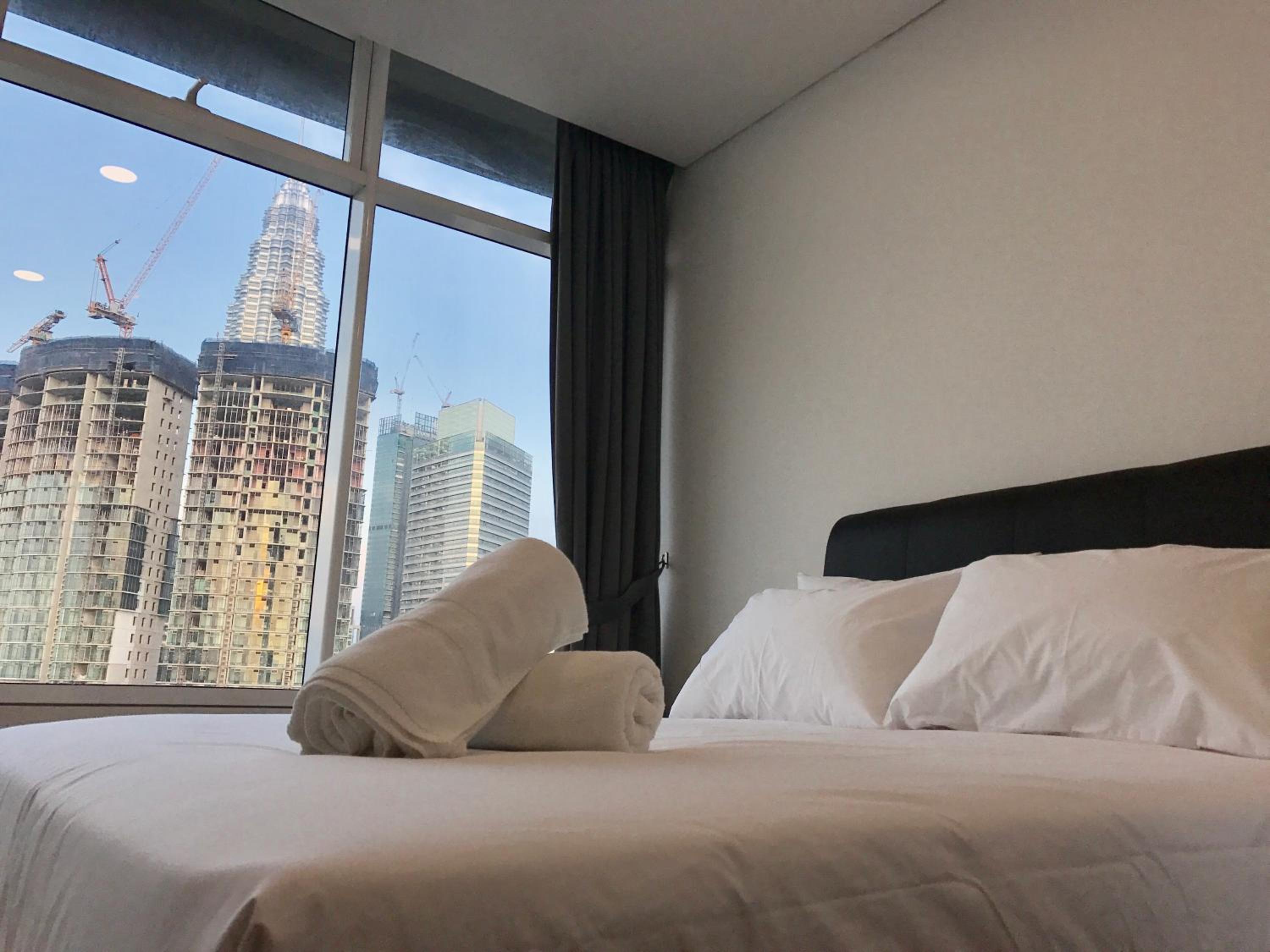VORTEX SUITES KLCC by PNUT With NETFLIX