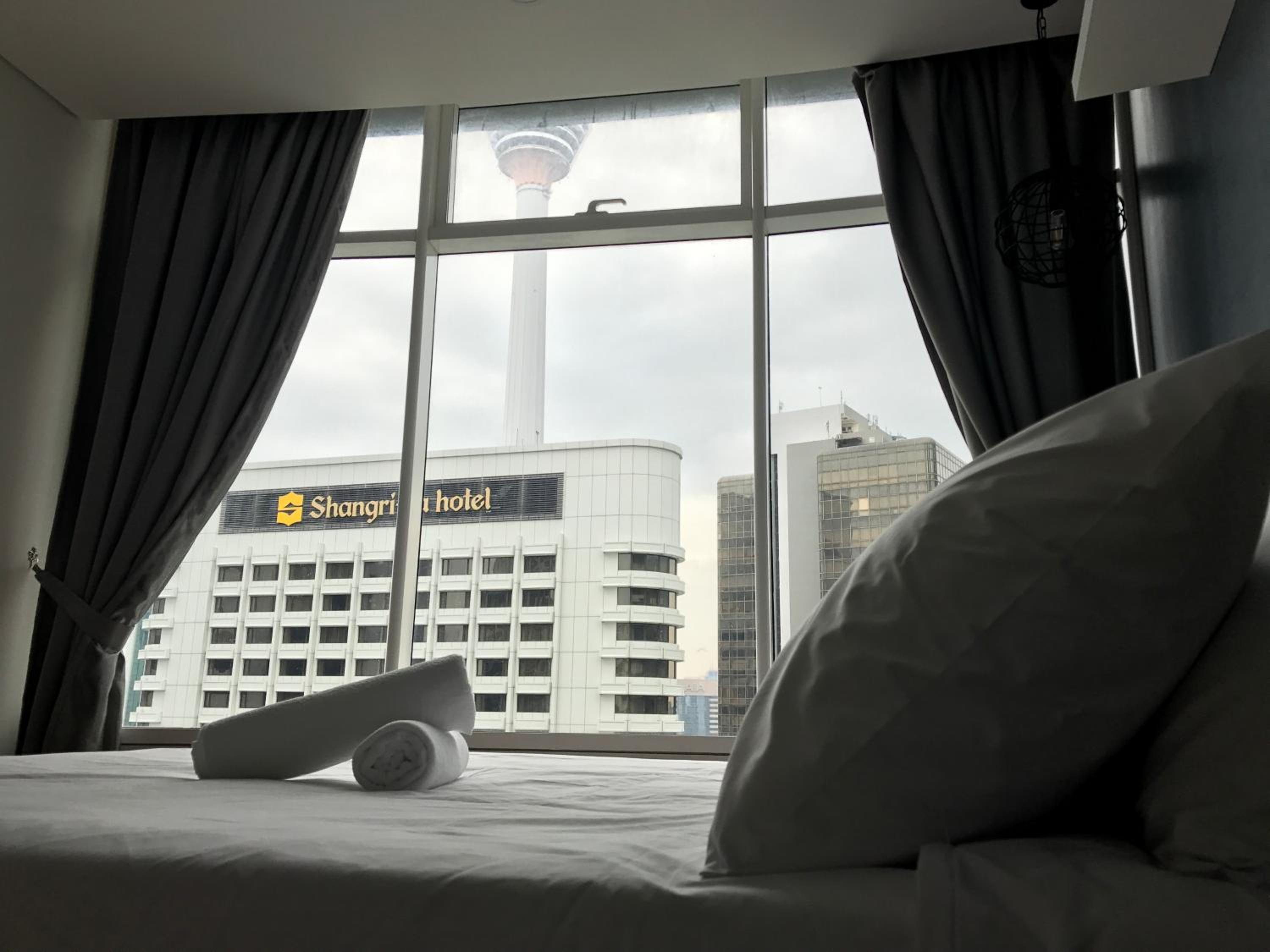 VORTEX SUITES KLCC by PNUT With NETFLIX