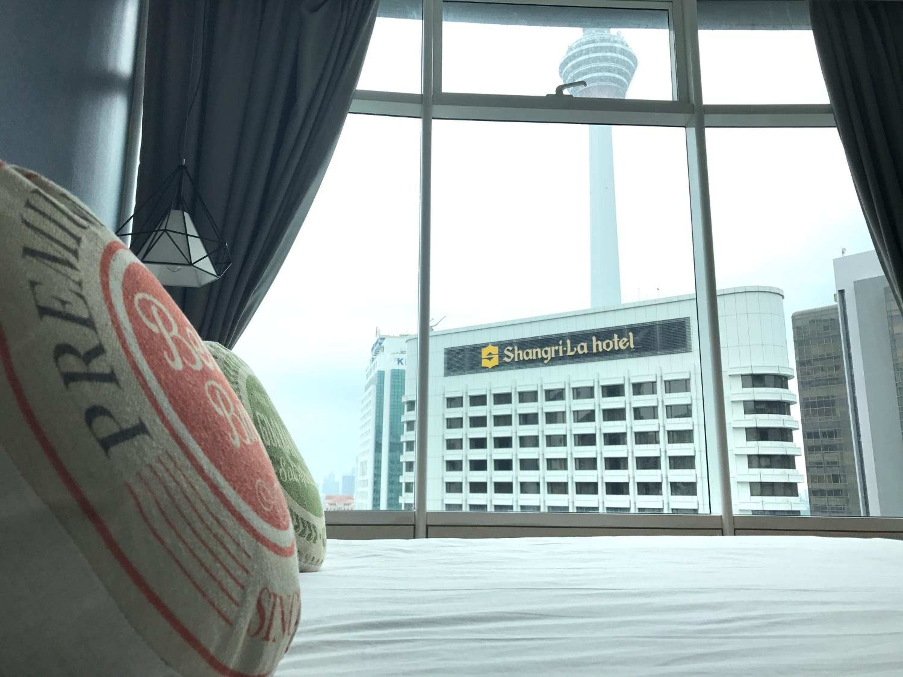 VORTEX SUITES KLCC by PNUT With NETFLIX