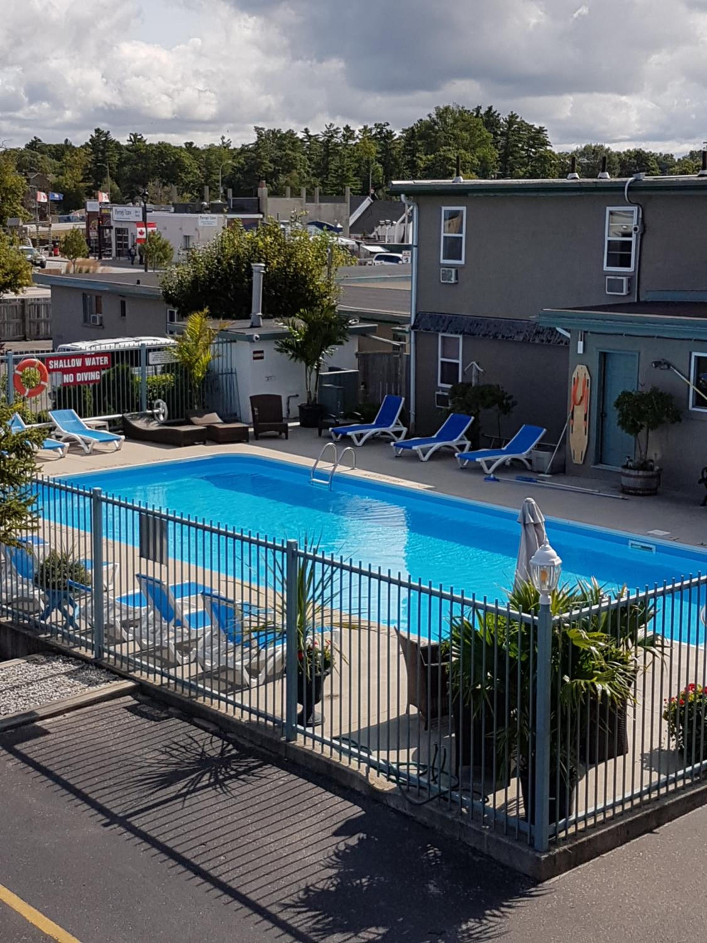 Lakeview Resort Motel