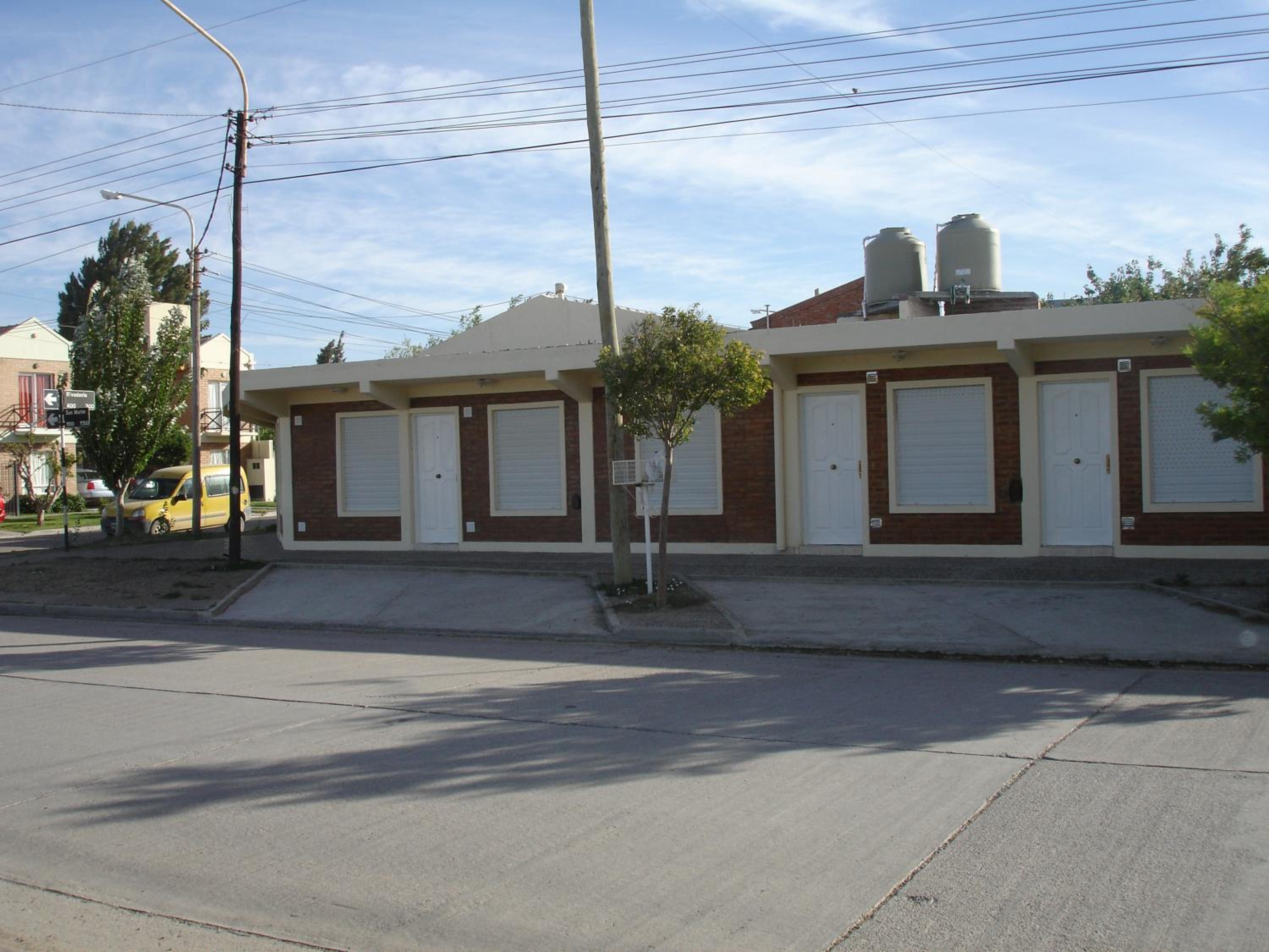 Glaniad Apartments
