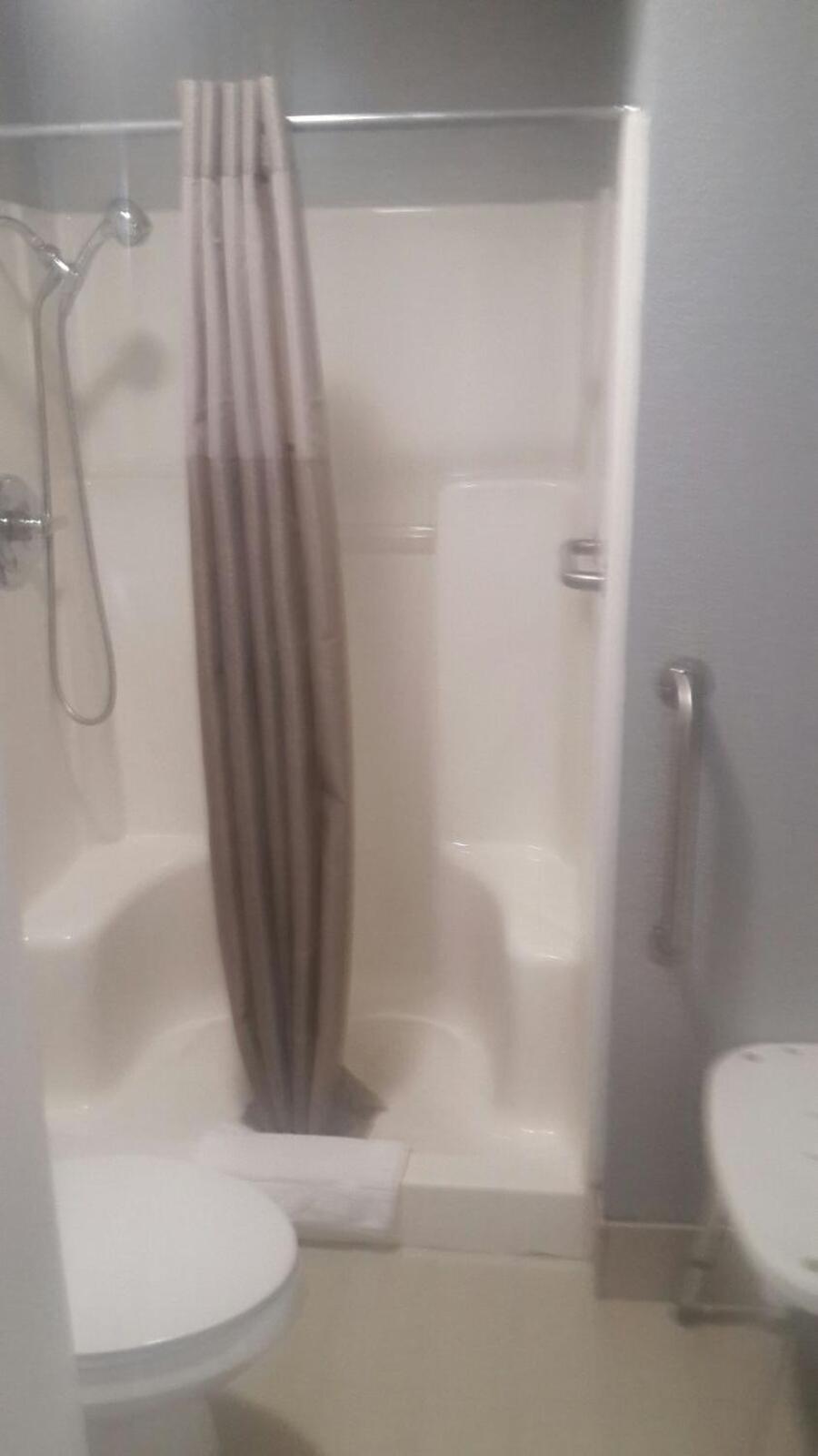Paris Vacations - Paris Inn and Suites - Property Image 20