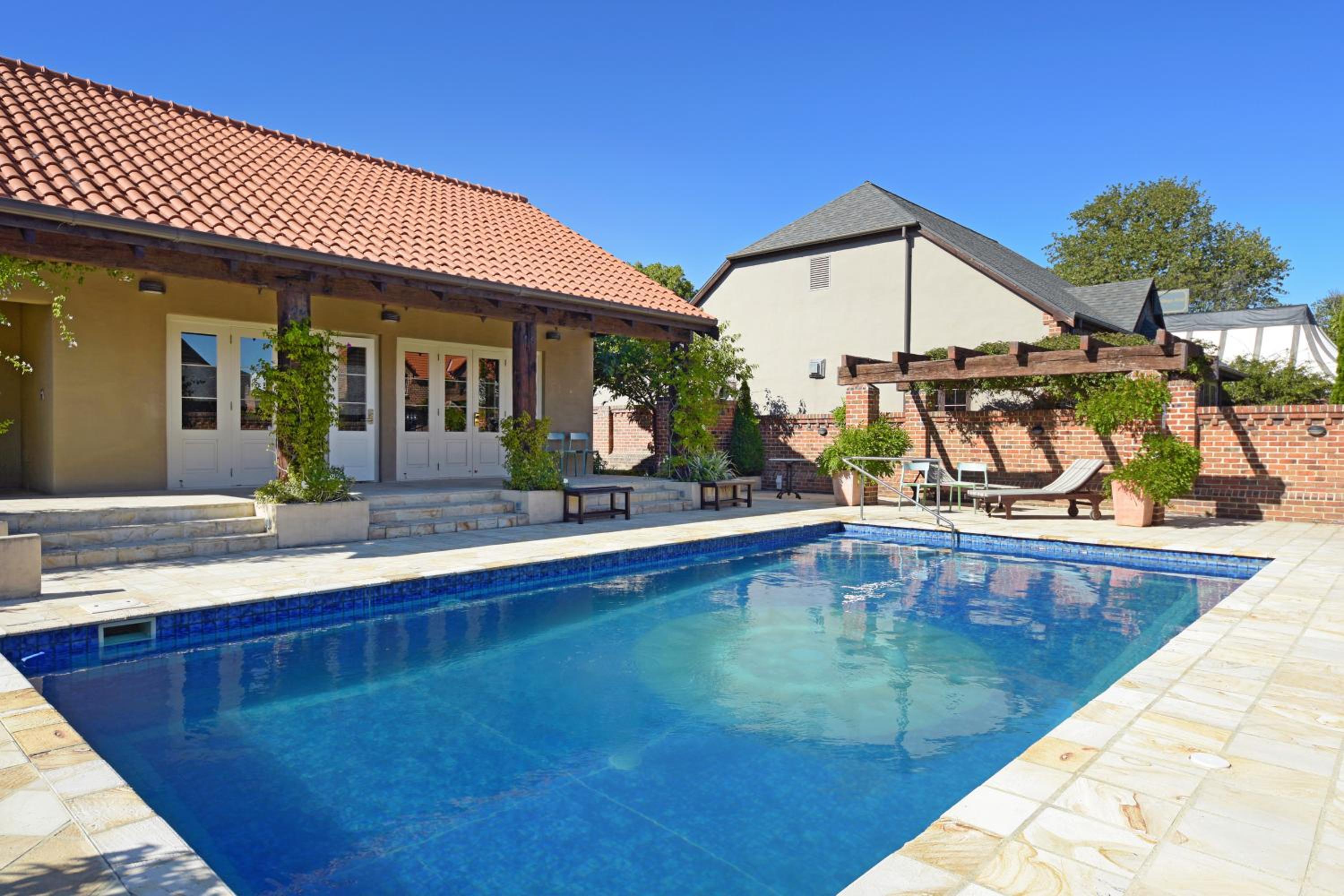 Compass Cottage - Monaco Resort view 4