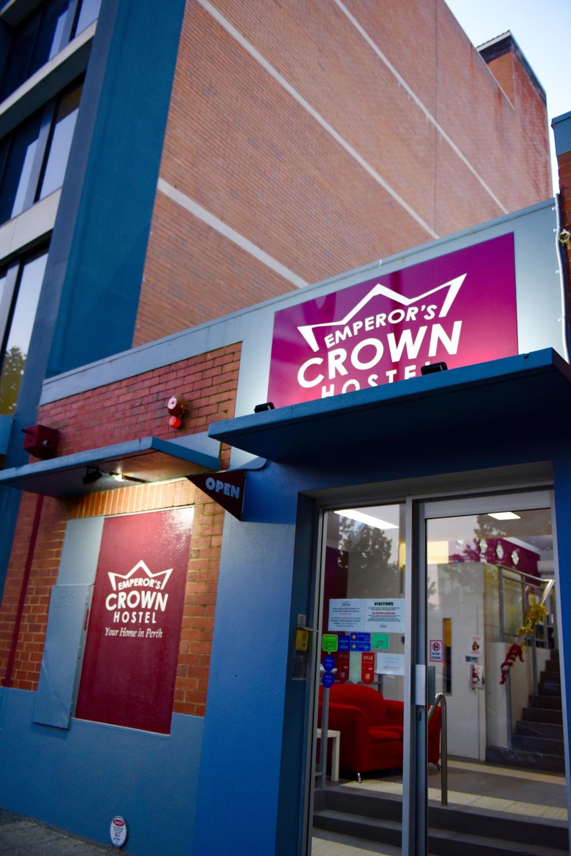 The Emperors Crown Hostel