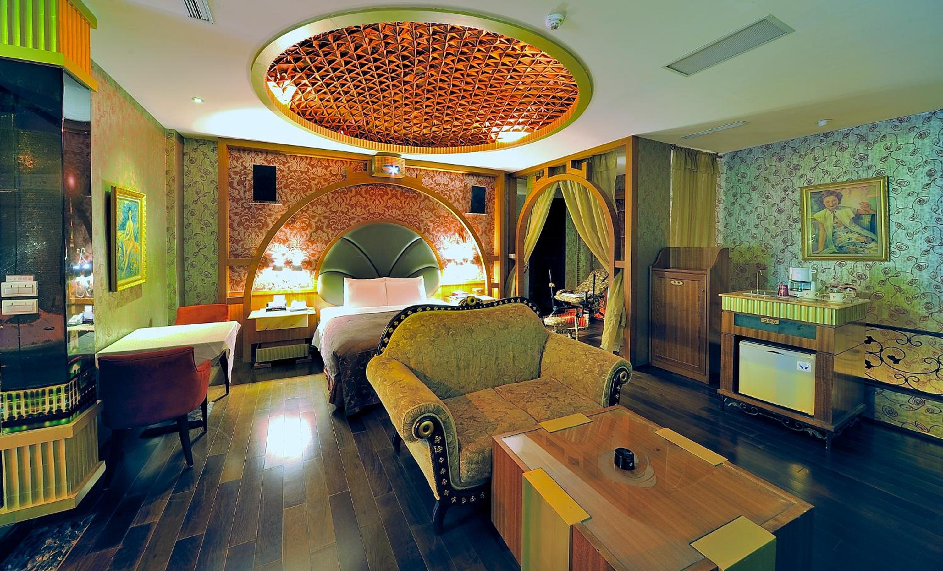 hotel room