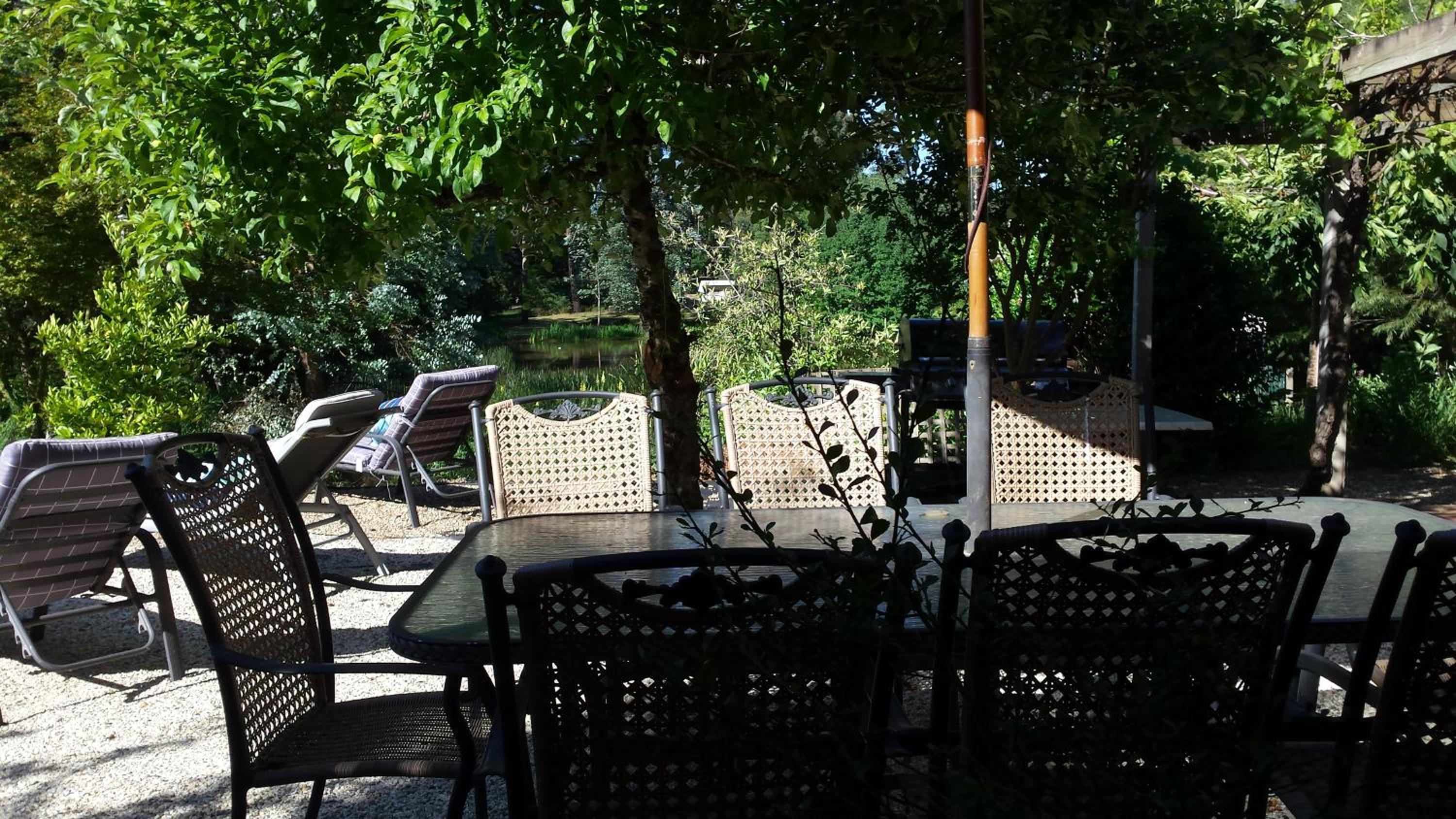 Oaktree Guest House