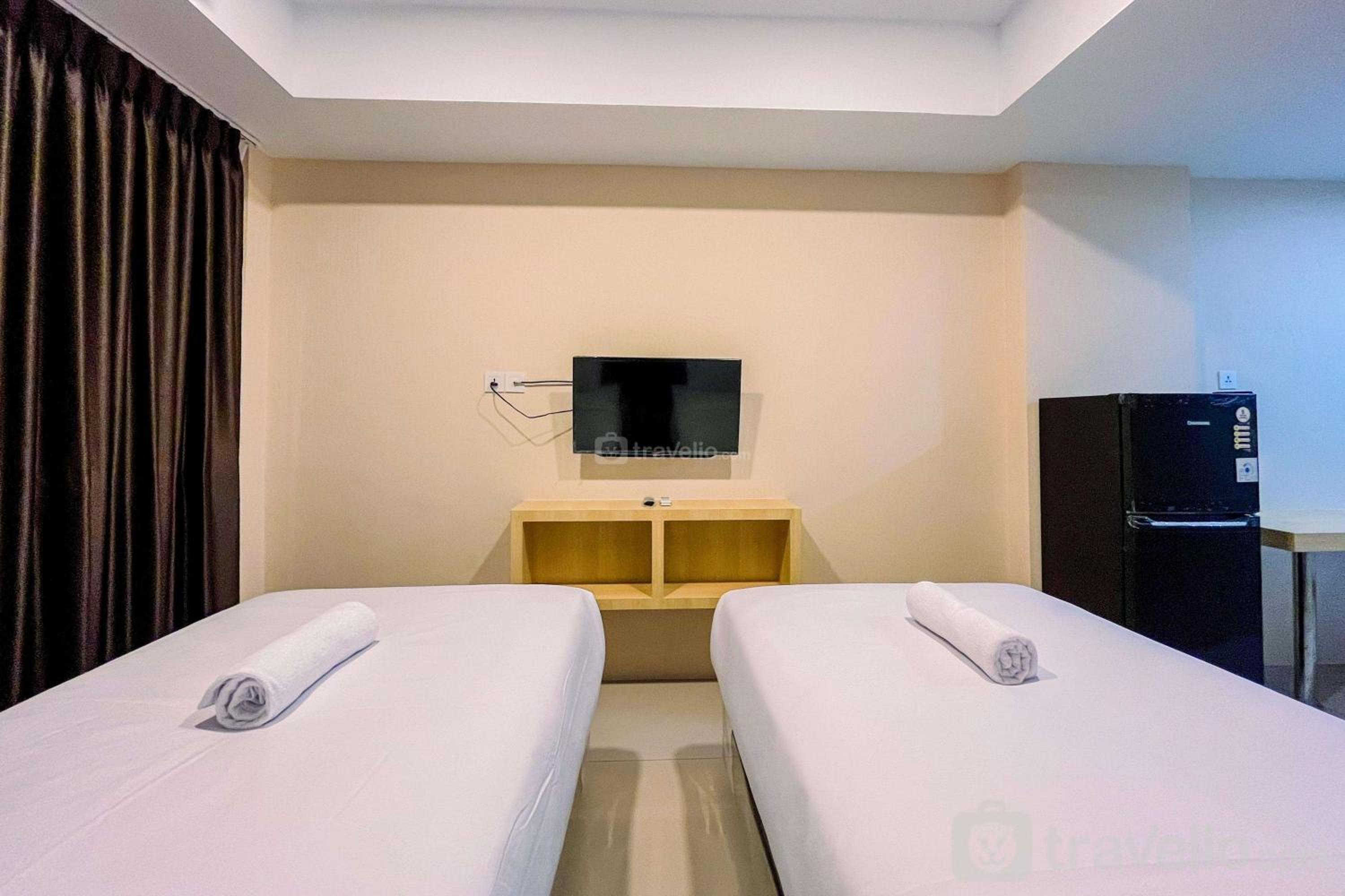 Good Deal and Homey Studio De Prima Apartment By Travelio