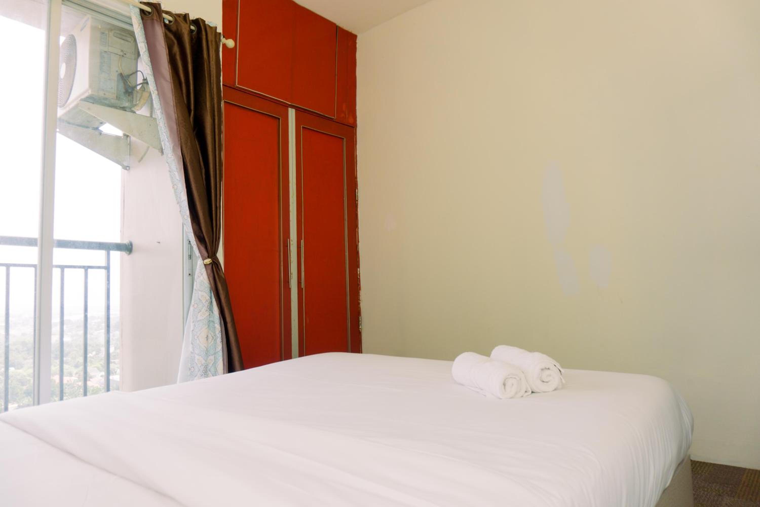 Nice and Homey 1BR at Serpong Greenview Apartment By Travelio
