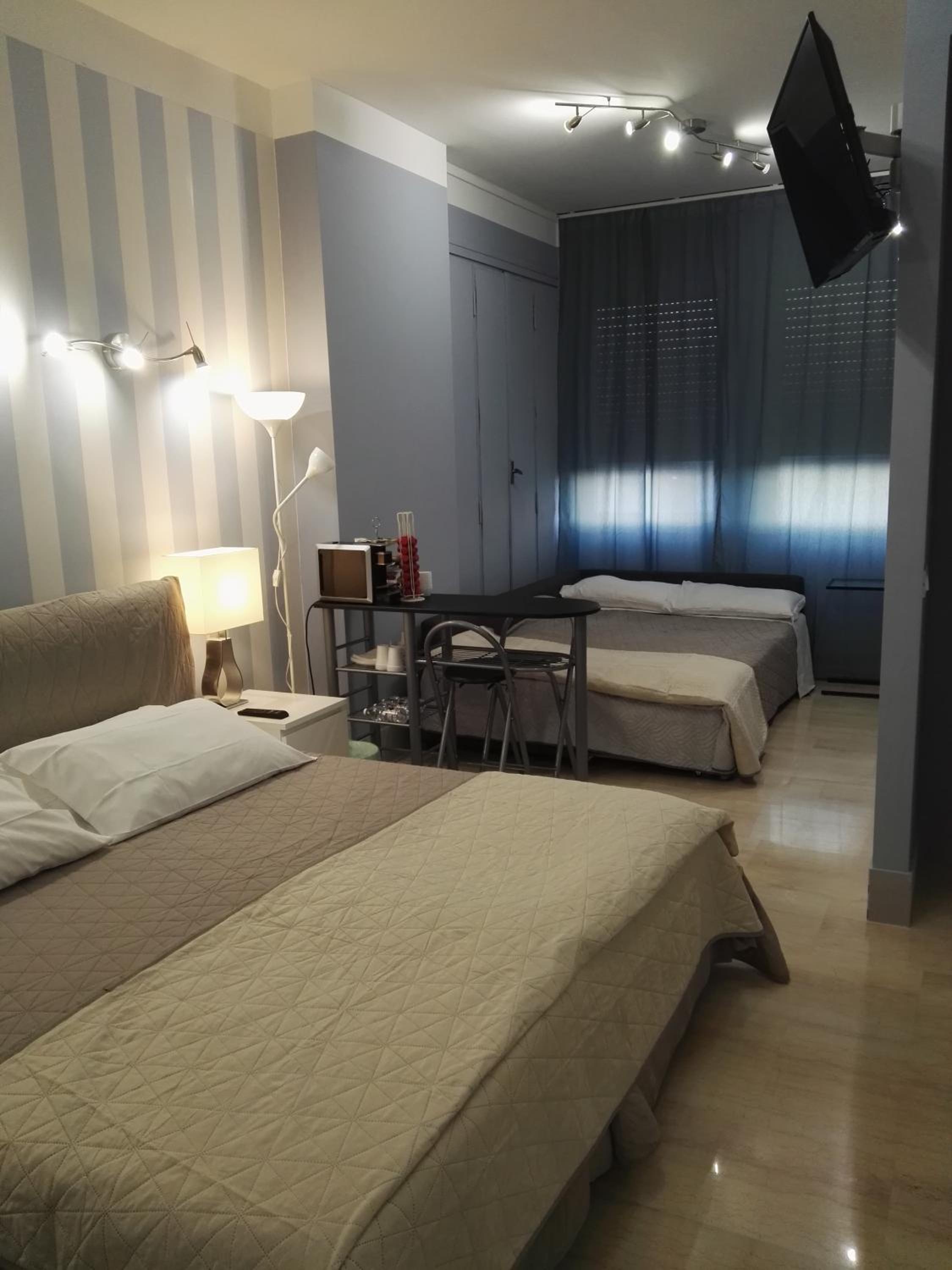 hotel room