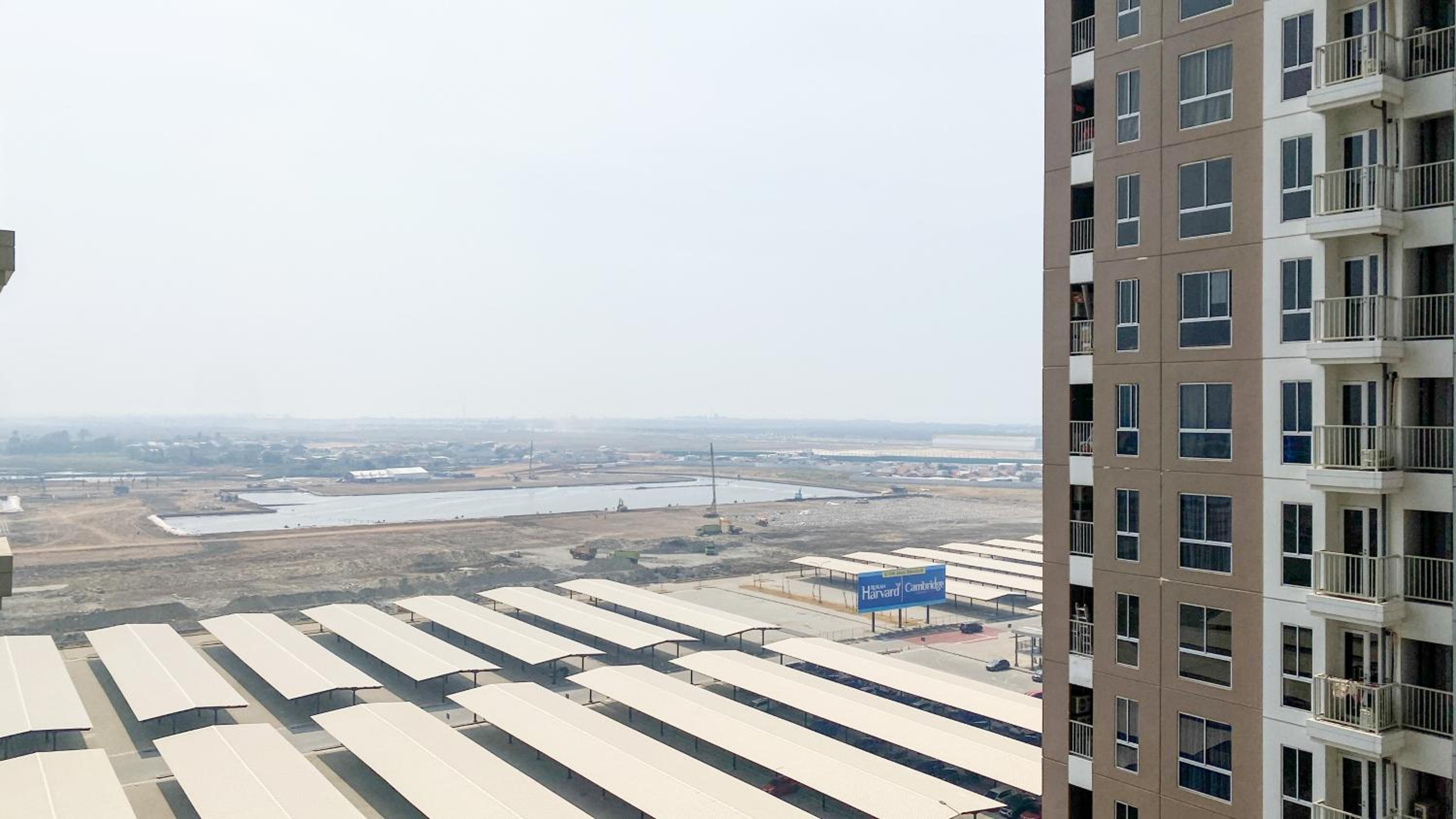 Well Furnished Studio at Tokyo Riverside PIK 2 Apartment By Travelio