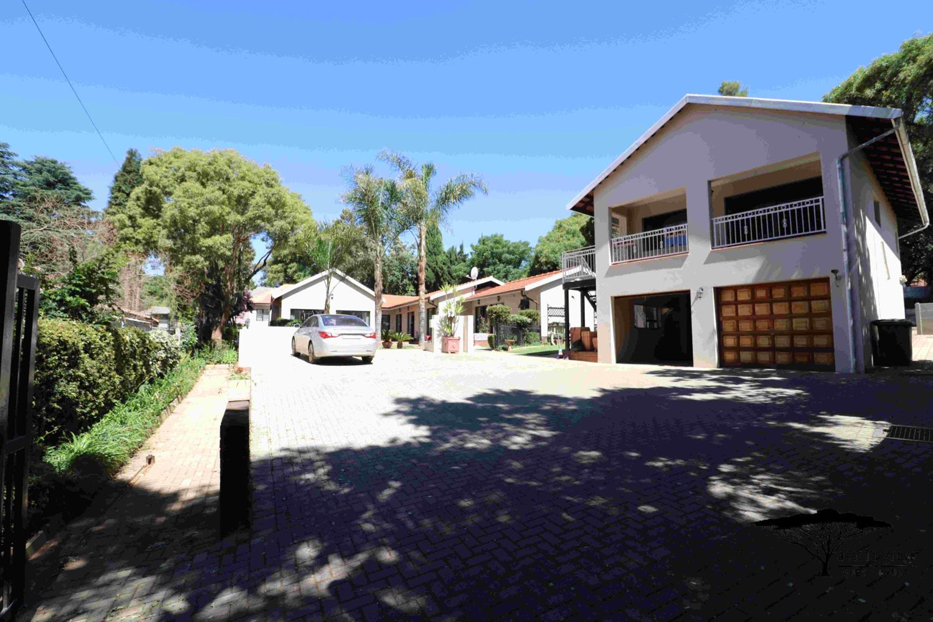 Acacia Grove Guest House