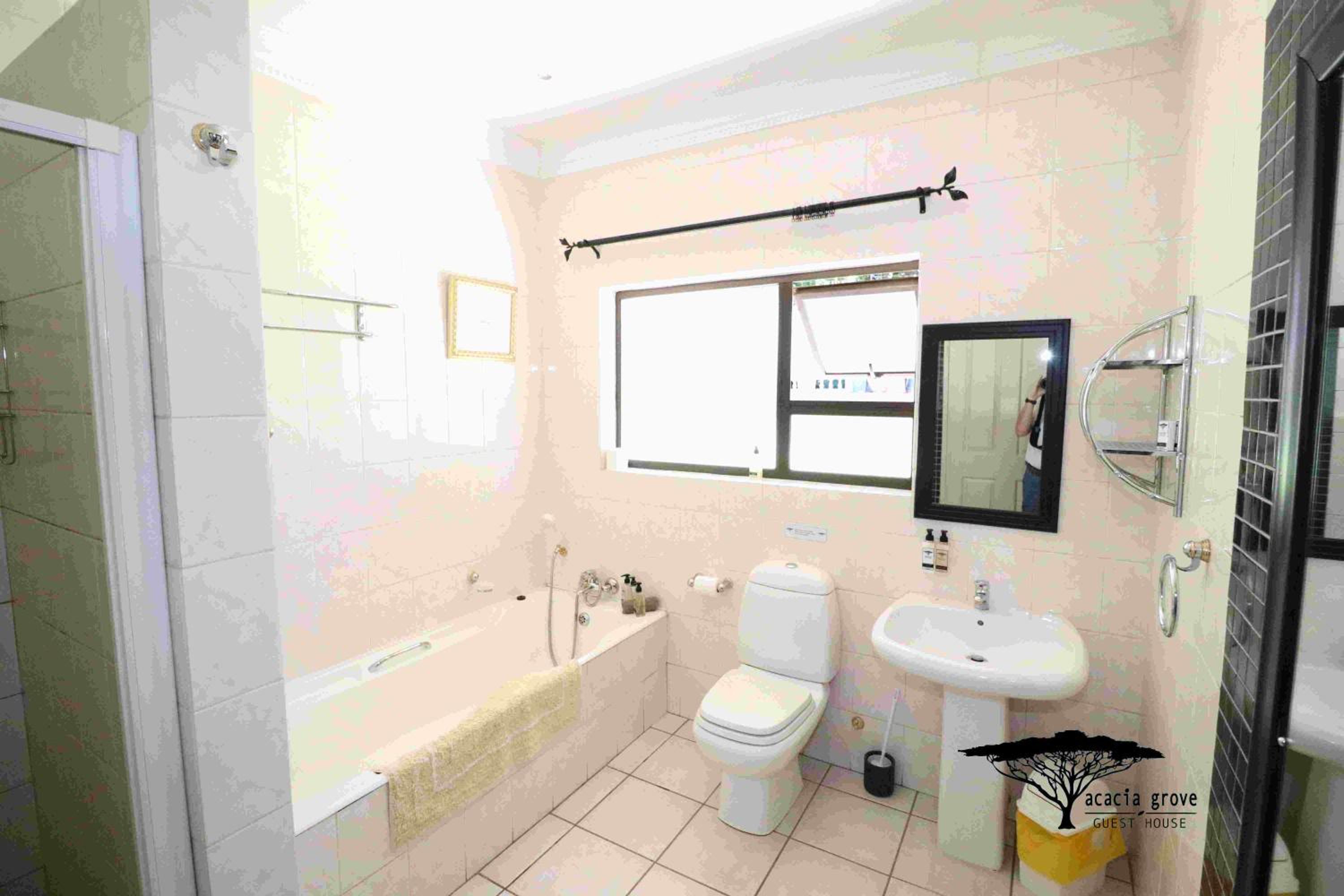Acacia Grove Guest House