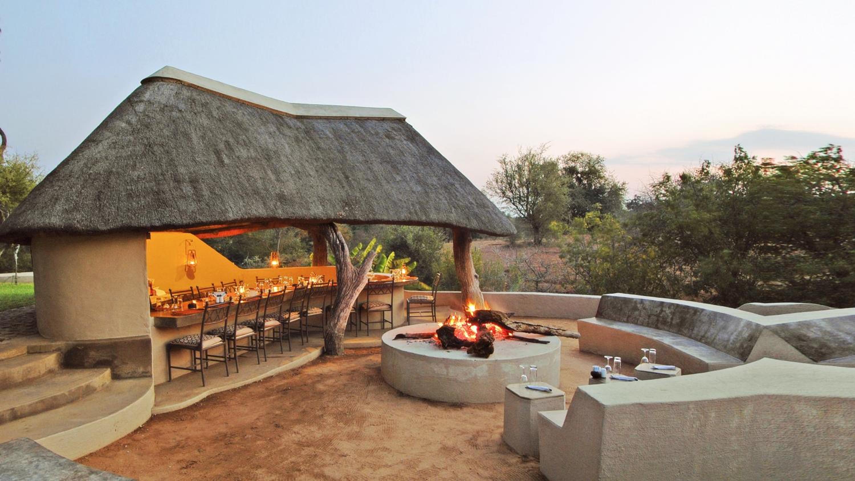 Nyati Safari Lodge
