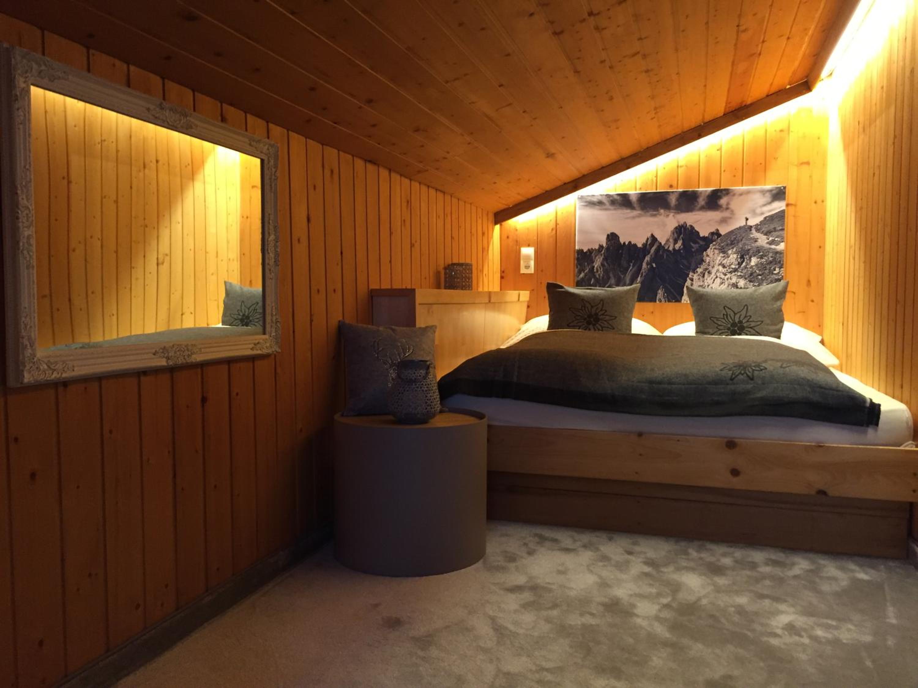 Chalet 1480 view 4