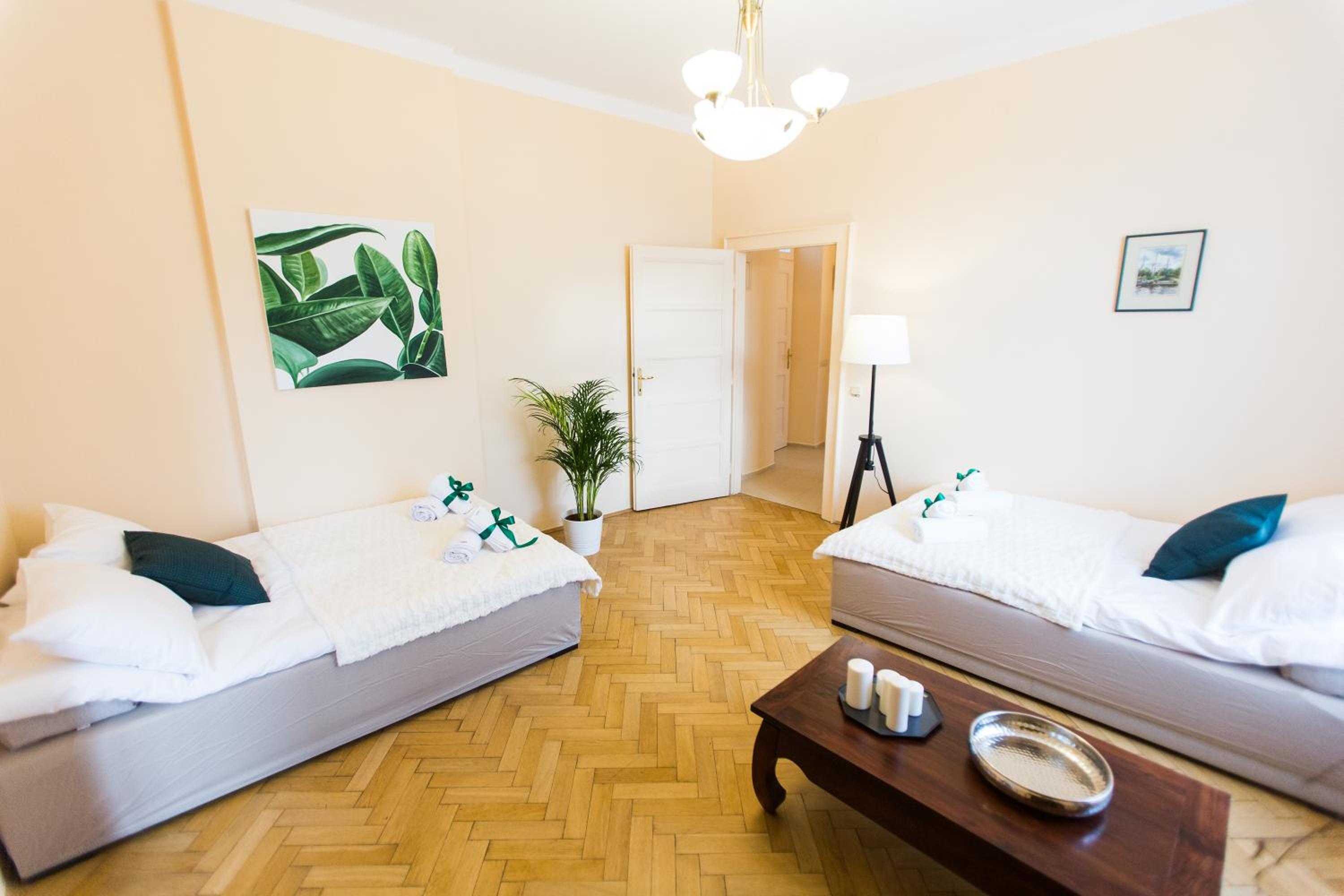 Apartments Roman