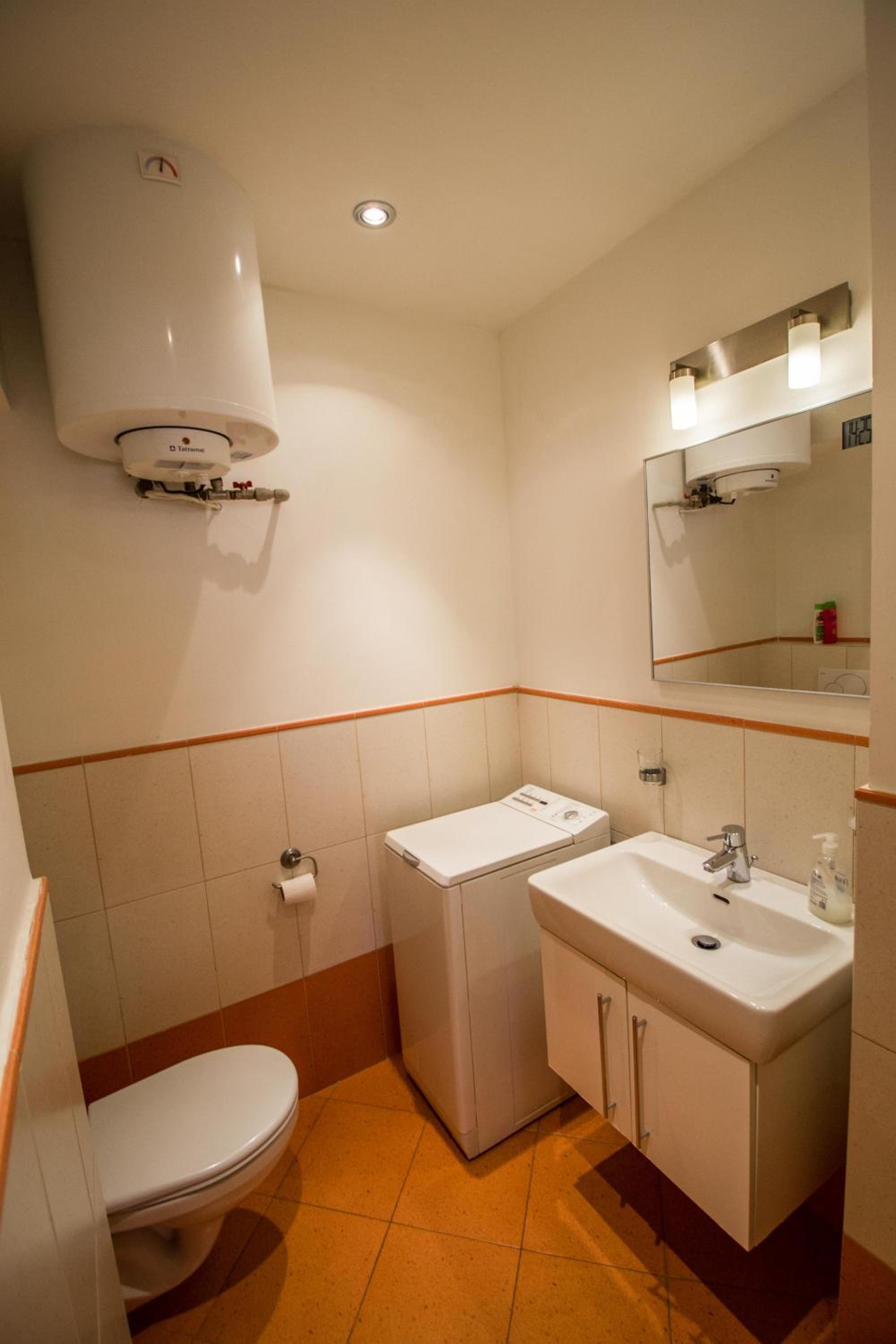 Unique Apartments 250m from the Charles Bridge
