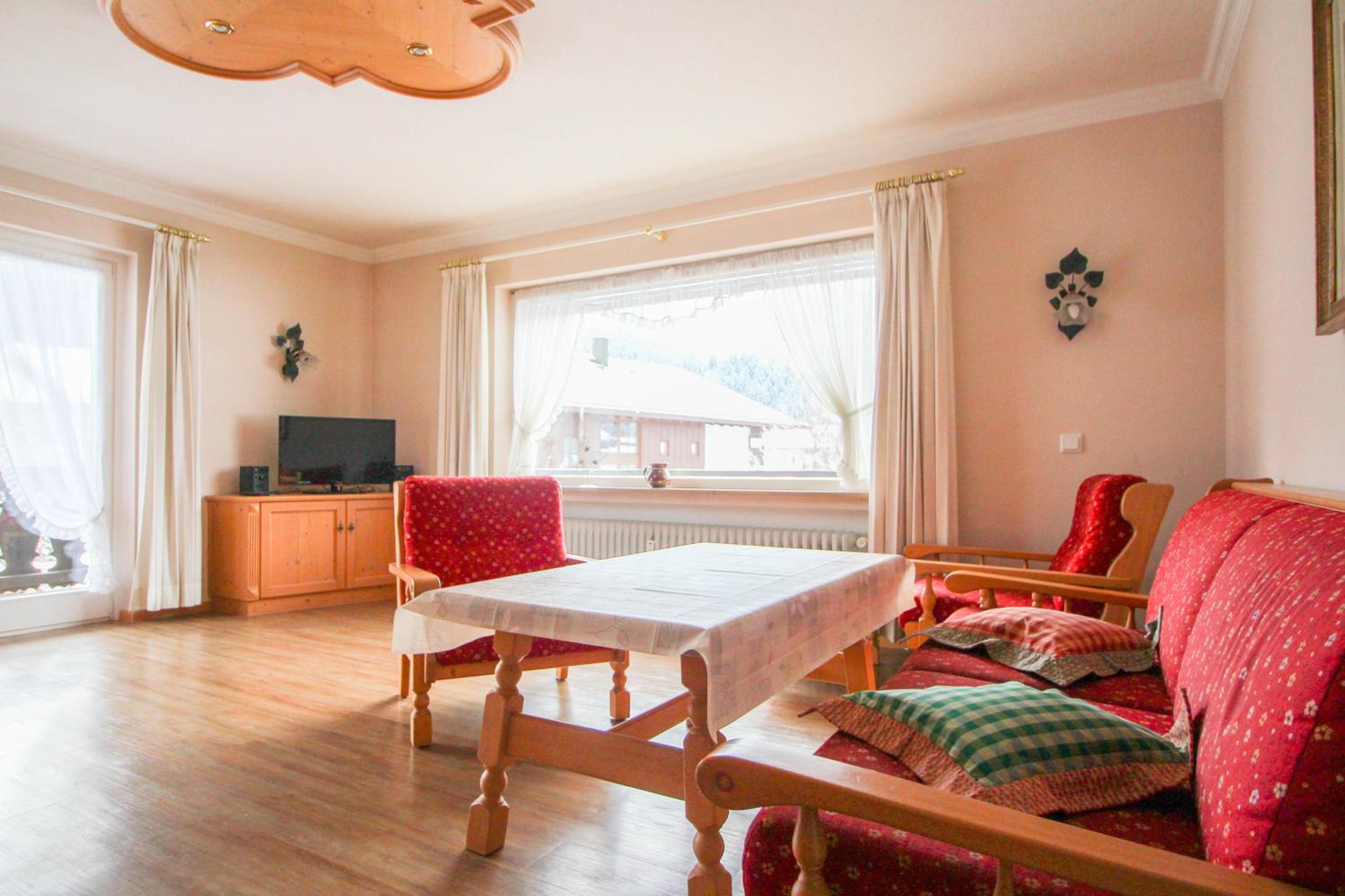 Apartments- und Ferienhaus Anton view 4